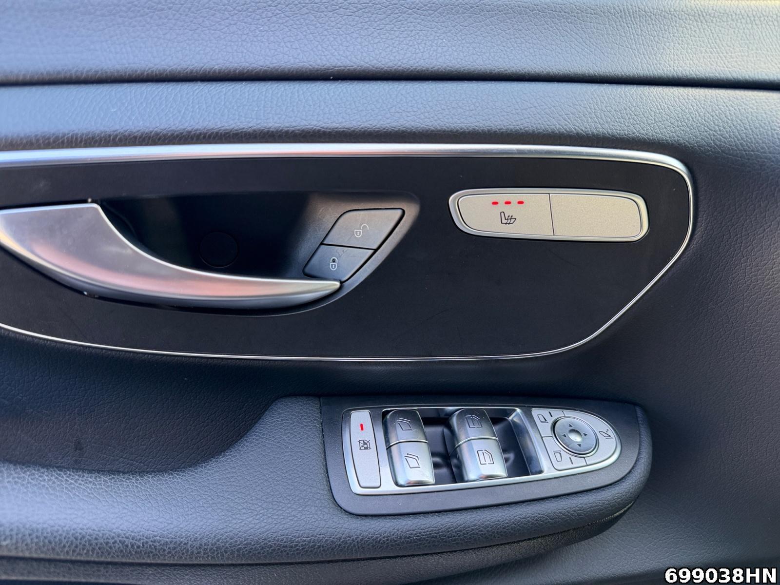 Fahrzeugabbildung Mercedes-Benz V 250 ED/L *AMG*AHK2,5*SHZ*KLIMA*MBUX10,25*EASYP