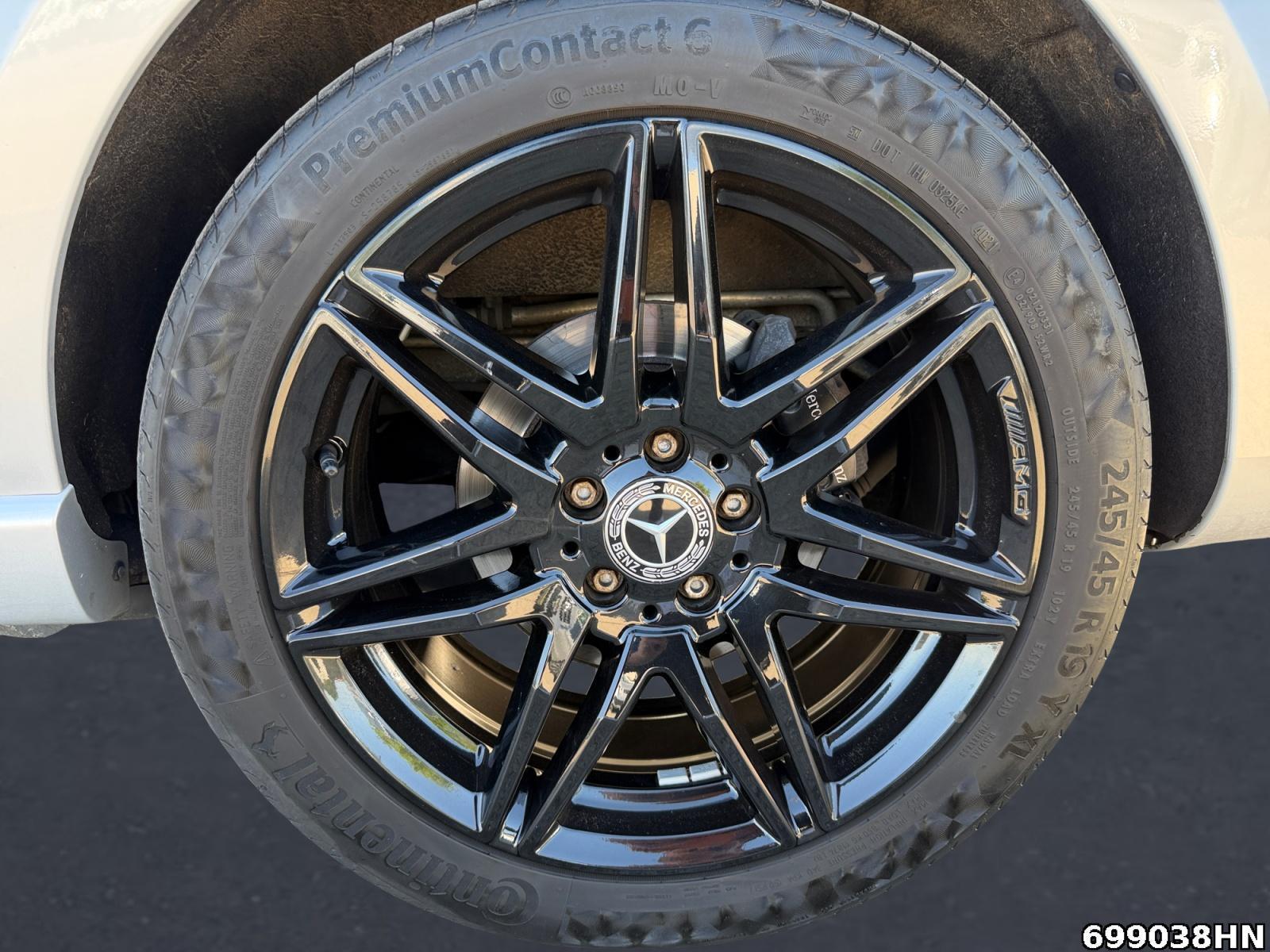 Fahrzeugabbildung Mercedes-Benz V 250 ED/L *AMG*AHK2,5*SHZ*KLIMA*MBUX10,25*EASYP