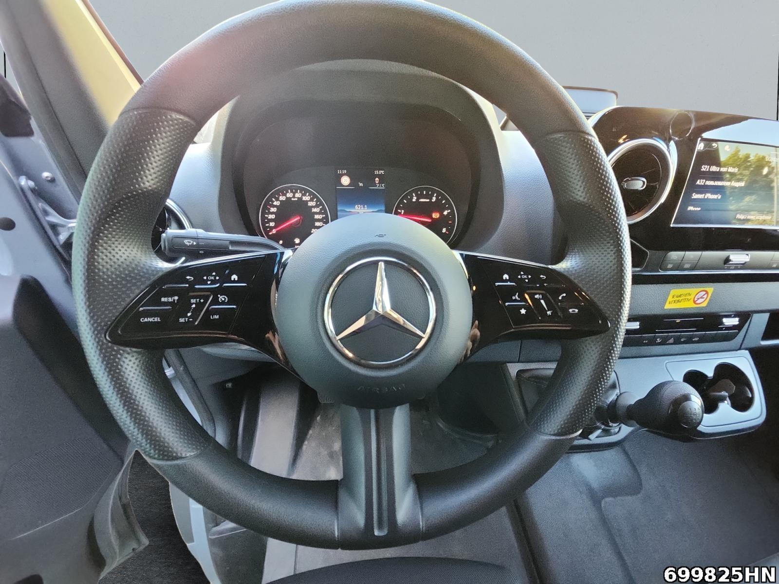 Fahrzeugabbildung Mercedes-Benz Sprinter 317 CDI Kasten PRO*L2H2*3500AHK*Kamera