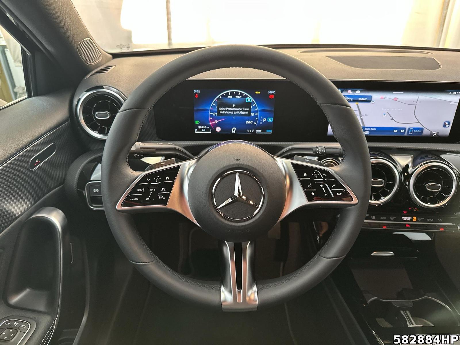 Fahrzeugabbildung Mercedes-Benz A 180 Limousine +PROGRSSIVE-LINE-ADVANCED+LED+