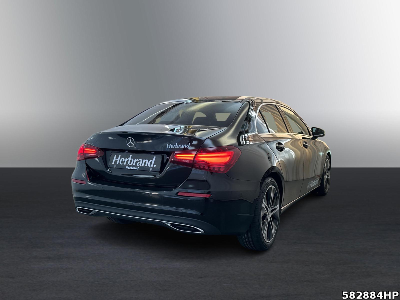 Fahrzeugabbildung Mercedes-Benz A 180 Limousine +PROGRSSIVE-LINE-ADVANCED+LED+