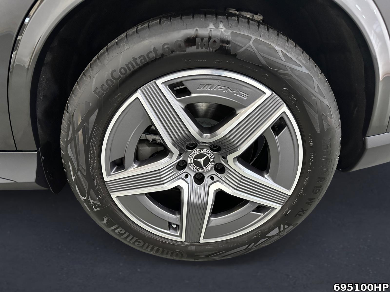 Fahrzeugabbildung Mercedes-Benz GLC 300 d 4M AMG AHK DISTRONIC Memory KEYLESS