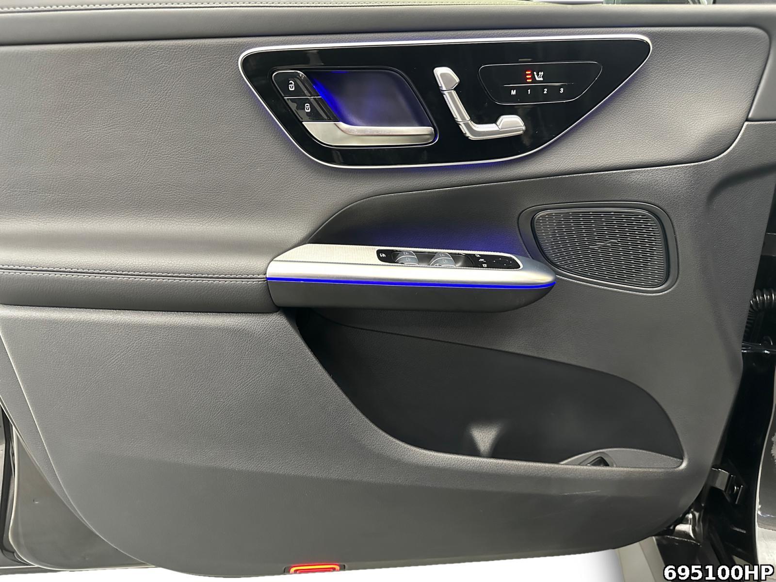 Fahrzeugabbildung Mercedes-Benz GLC 300 d 4M AMG AHK DISTRONIC Memory KEYLESS