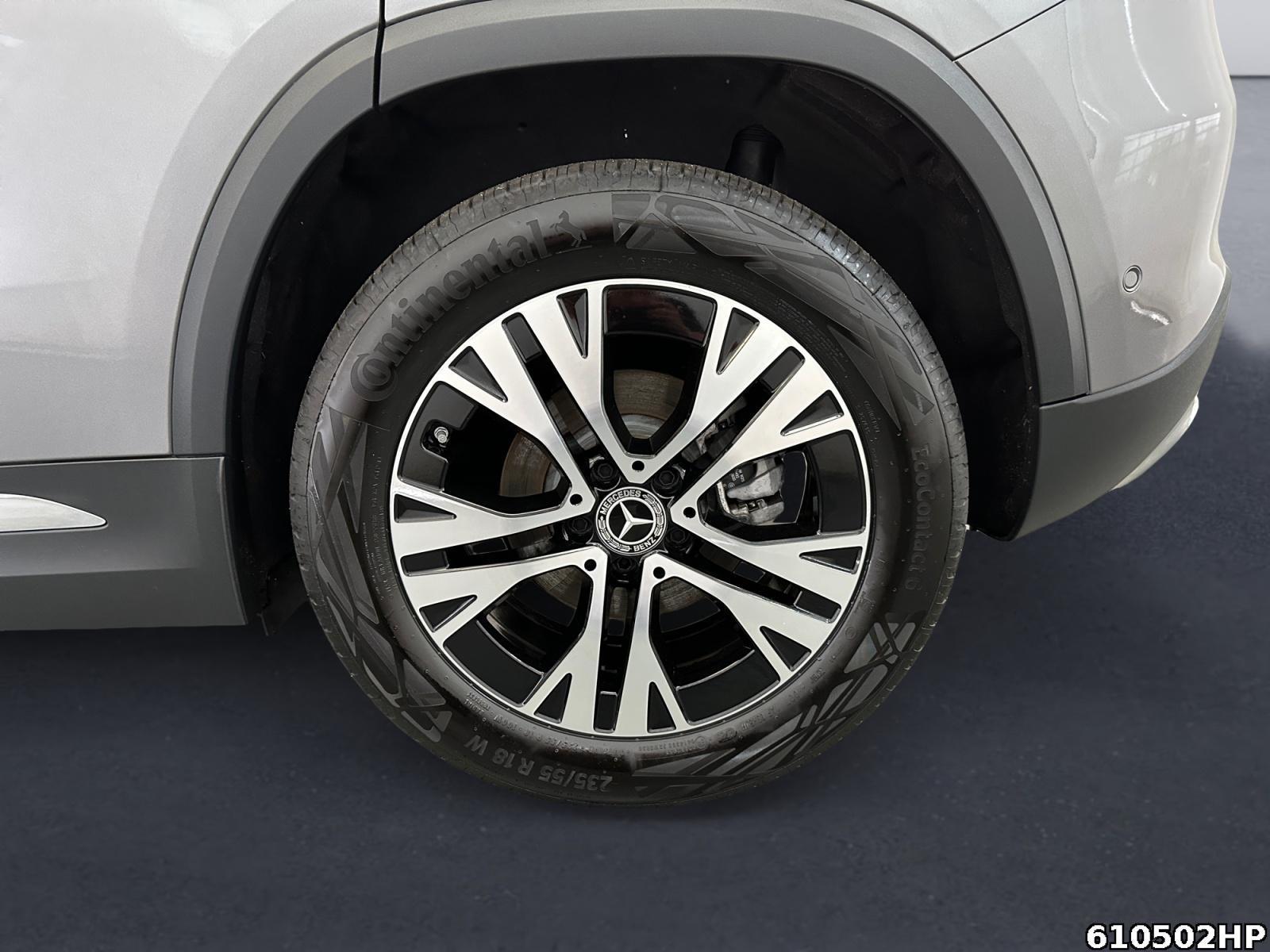 Fahrzeugabbildung Mercedes-Benz GLA 200 Progressive AHK Rückfahrkamera LED Spurh