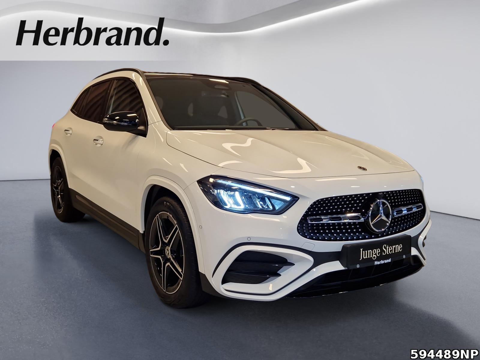 Fahrzeugabbildung Mercedes-Benz GLA 180 AMG Night Pano LED Ambiente Smartphone