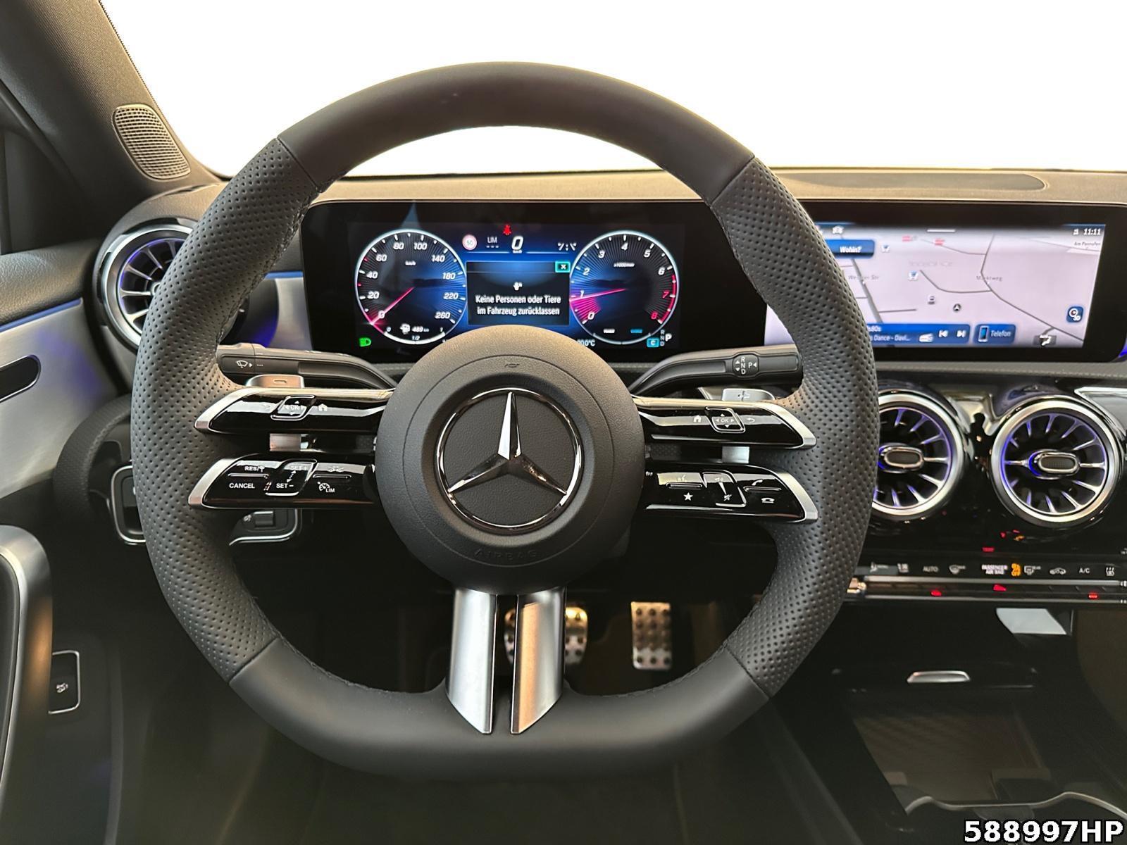Fahrzeugabbildung Mercedes-Benz A 200 Limousine +AMG+STANDHZG+NIGHT+SPECIAL-EDI+