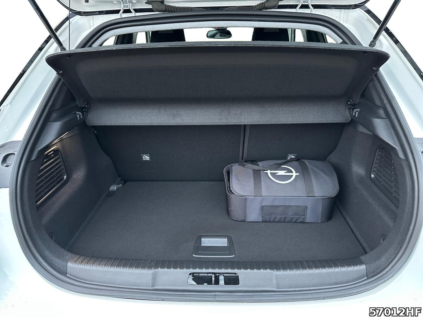 Fahrzeugabbildung Opel Mokka-e Elegance