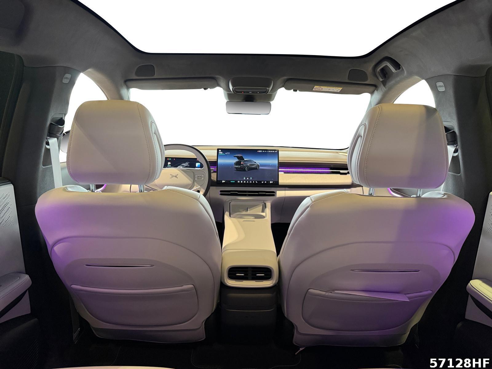 Fahrzeugabbildung Xpeng G6 AWD Performance Black Edition +AHK+360KAMERA