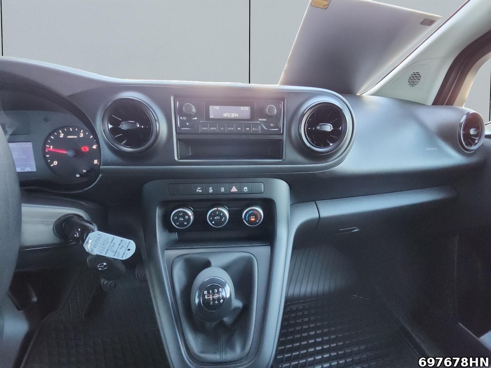 Fahrzeugabbildung Mercedes-Benz Citan 110 CDI Kasten*Klima*DAB*2xAirbag*ab 4,99
