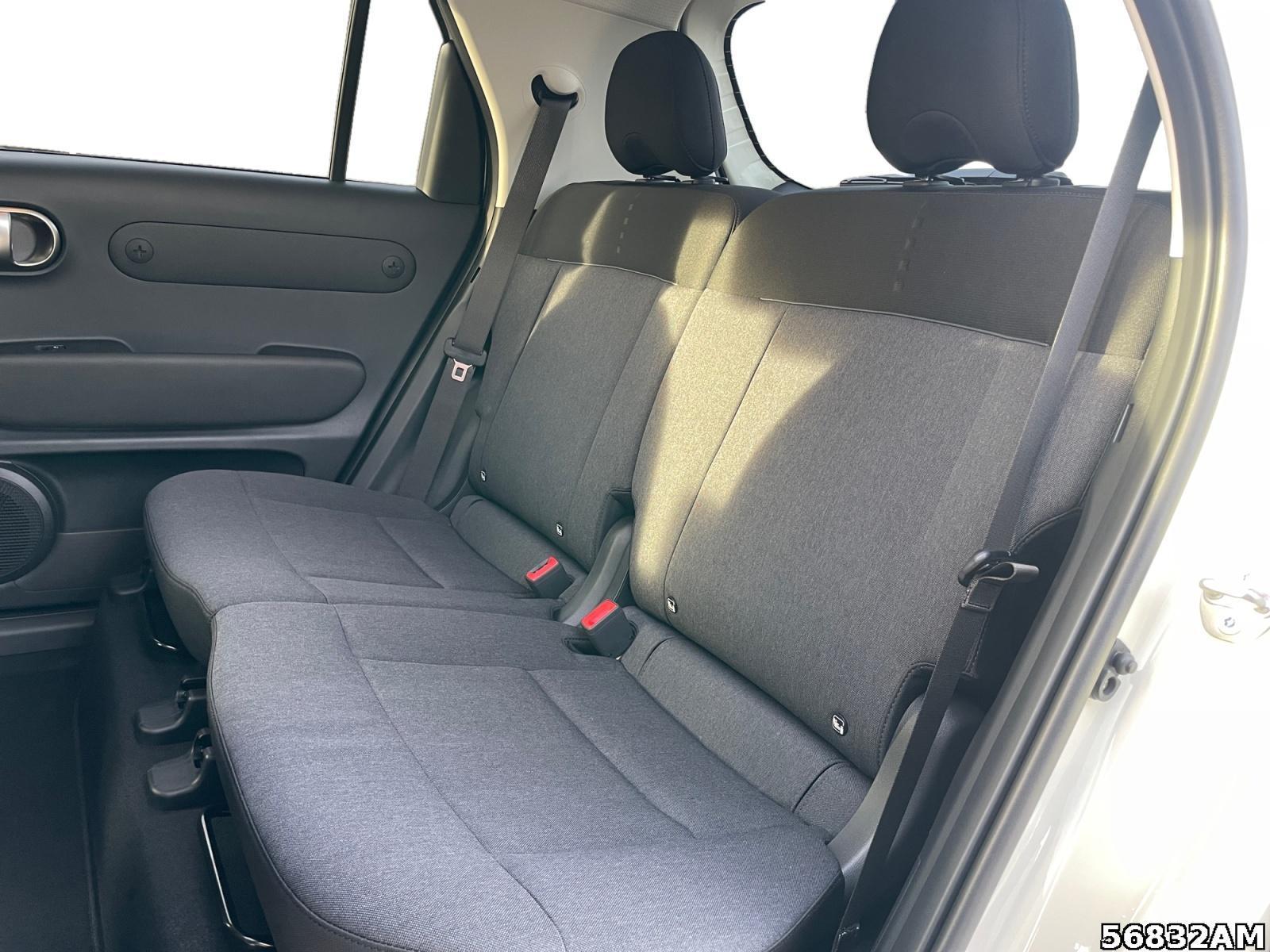Fahrzeugabbildung Hyundai INSTER 42 kWh Trend + Assistenz-Paket