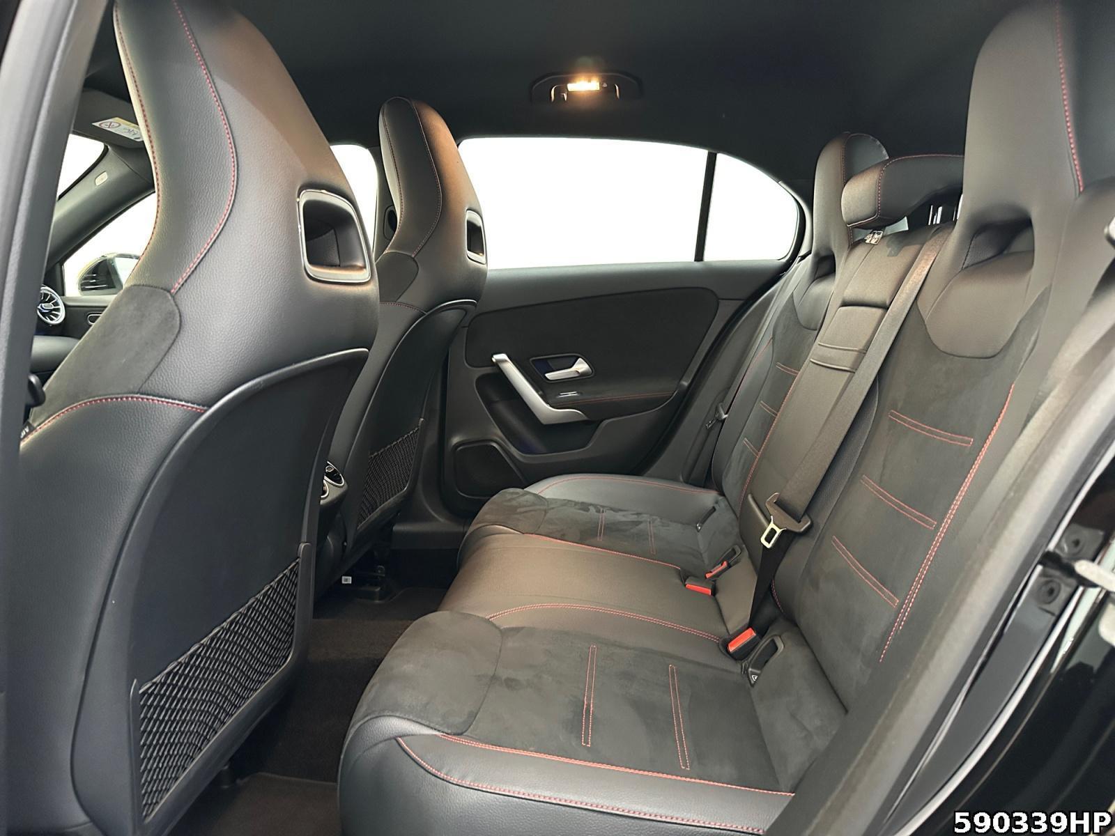 Fahrzeugabbildung Mercedes-Benz A 200 AMG Line DISTRONIC KEYLESS-GO Anhängevorr.