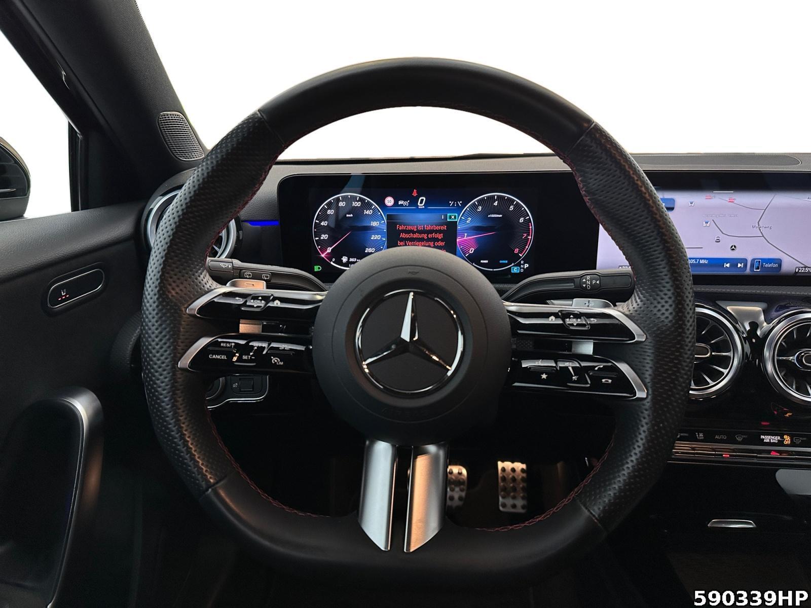 Fahrzeugabbildung Mercedes-Benz A 200 AMG Line DISTRONIC KEYLESS-GO Anhängevorr.