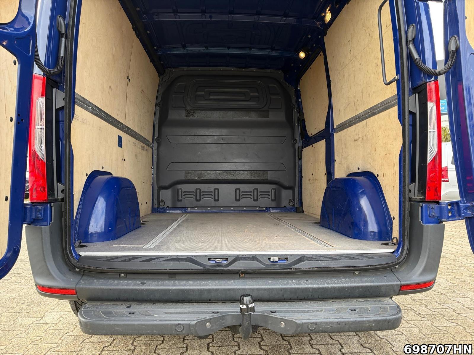 Fahrzeugabbildung Mercedes-Benz Sprinter 214 CDI *L1H1*Automatik*AHK*Navi*SHZ*