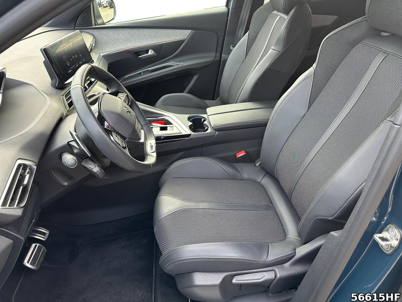 Fahrzeugabbildung Peugeot 3008 GT*PDC+Cam*ACC*LED*Navi*