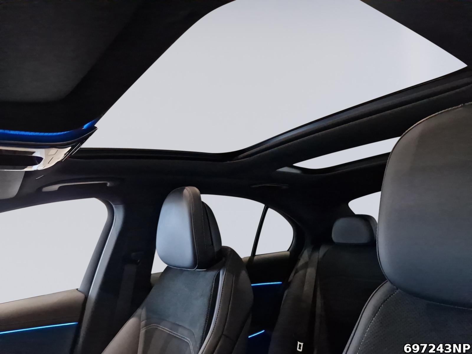 Fahrzeugabbildung Mercedes-Benz E 300 e AMG Night Pano Burm4D Distronic AHK