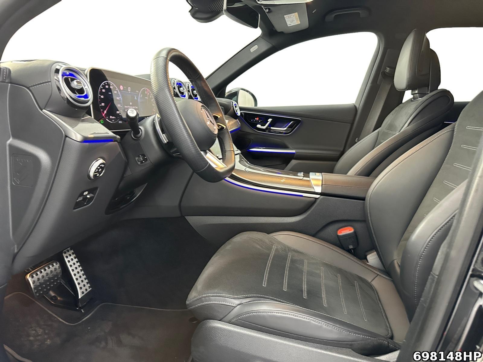 Fahrzeugabbildung Mercedes-Benz GLC 300 de 4M AMG AHK 20