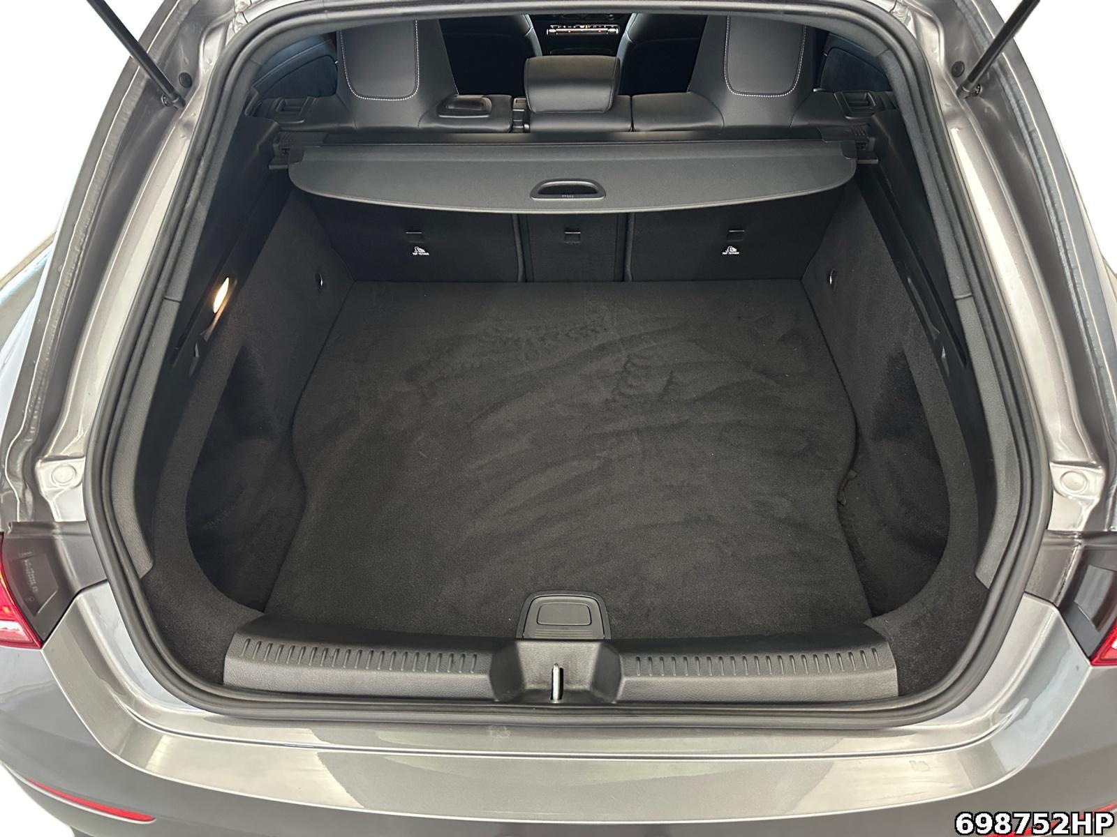 Fahrzeugabbildung Mercedes-Benz CLA 250 Shooting Brake e AMG Night AHK Pano Ambiente Kamera