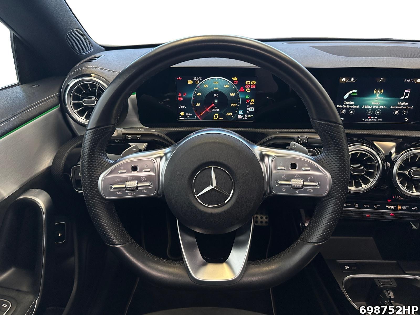 Fahrzeugabbildung Mercedes-Benz CLA 250 Shooting Brake e AMG Night AHK Pano Ambiente Kamera
