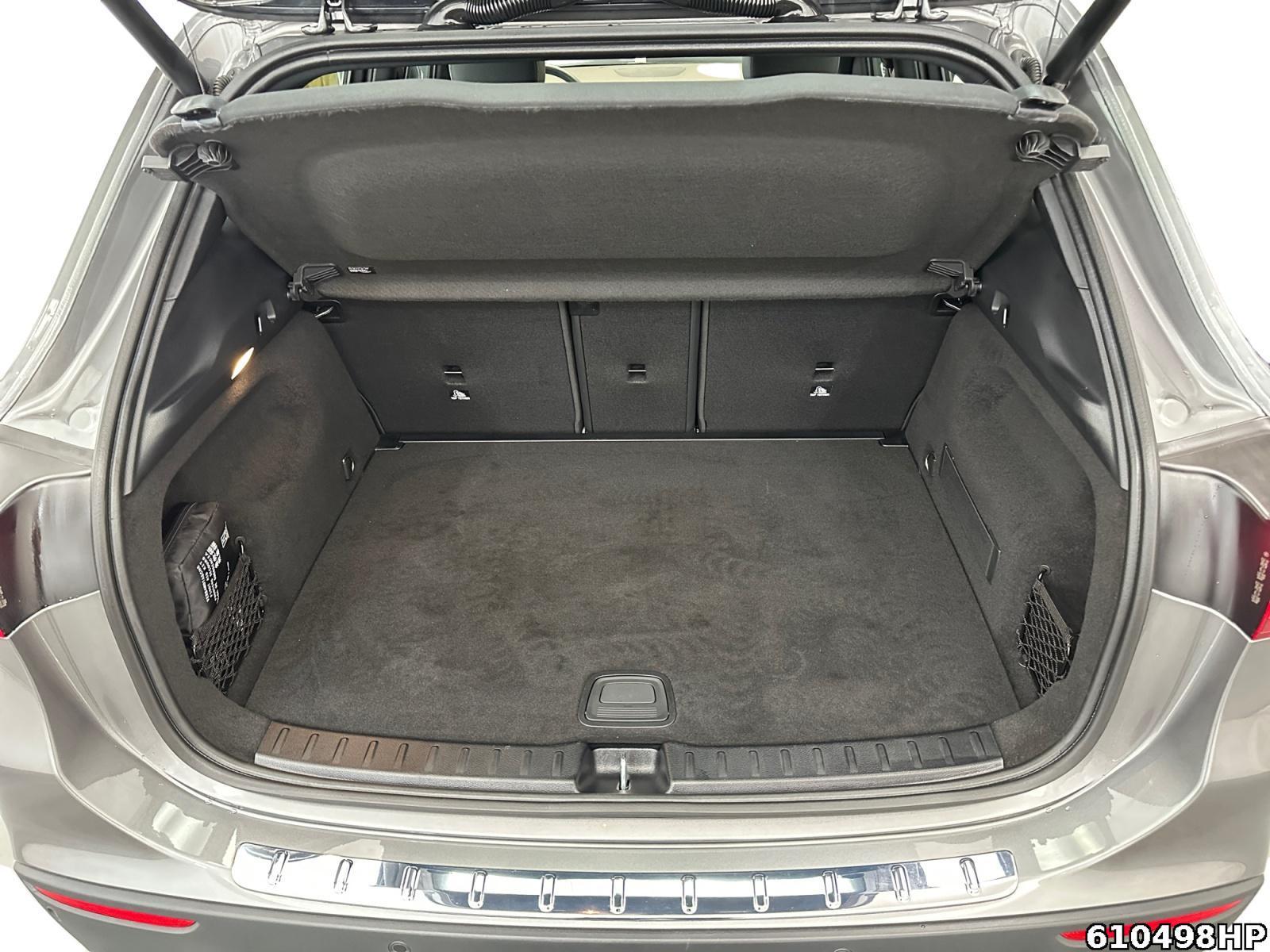 Fahrzeugabbildung Mercedes-Benz GLA 200 Progressive Klimatronic,Kamera,EASYPACK