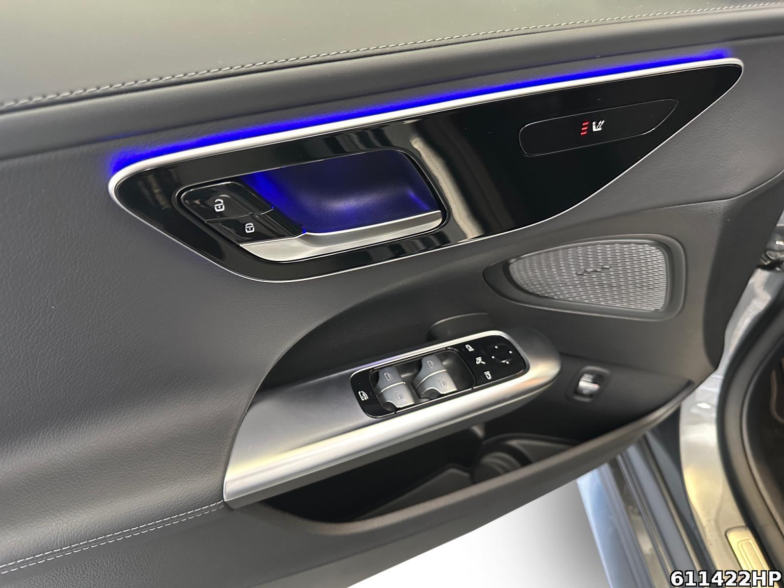 Fahrzeugabbildung Mercedes-Benz C 300 T AMG AHK Distronic Night Kamera Carplay