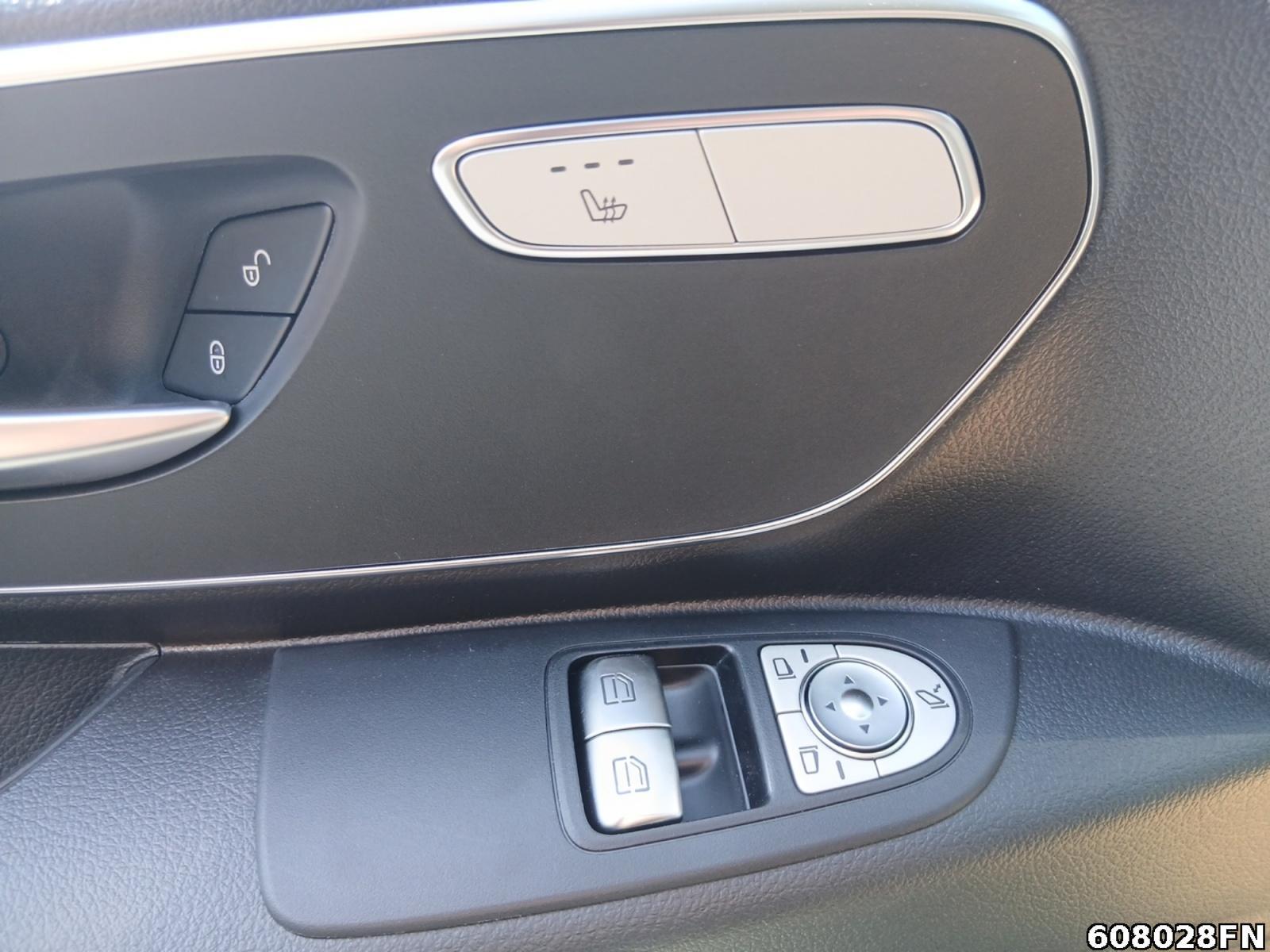 Fahrzeugabbildung Mercedes-Benz Vito 116 TOURER SELECT *9 SITZE*MULTIBEAM*LEDER*