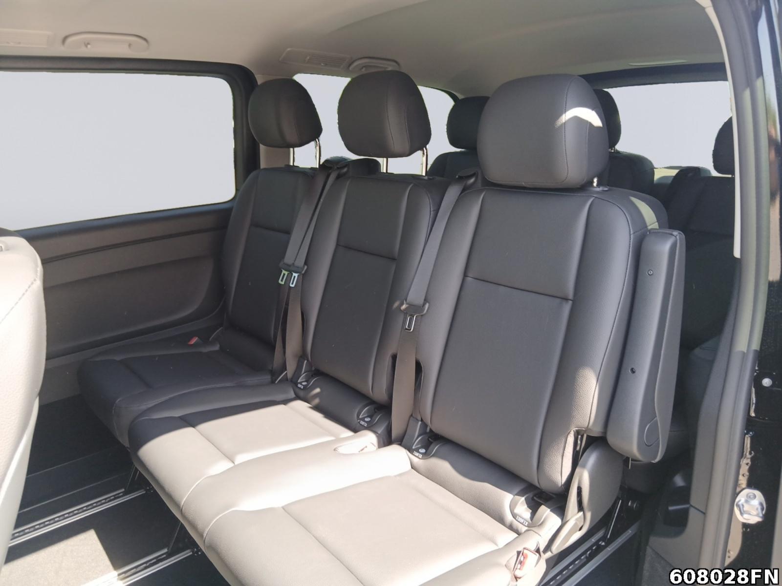 Fahrzeugabbildung Mercedes-Benz Vito 116 TOURER SELECT *9 SITZE*MULTIBEAM*LEDER*