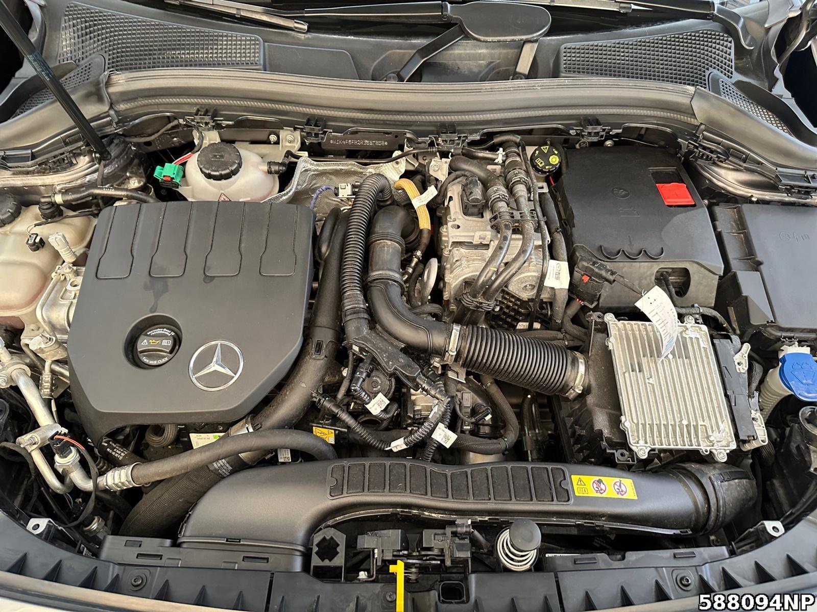 Fahrzeugabbildung Mercedes-Benz B 250 e AMG Line Night-Paket Ambientebeleuchtung