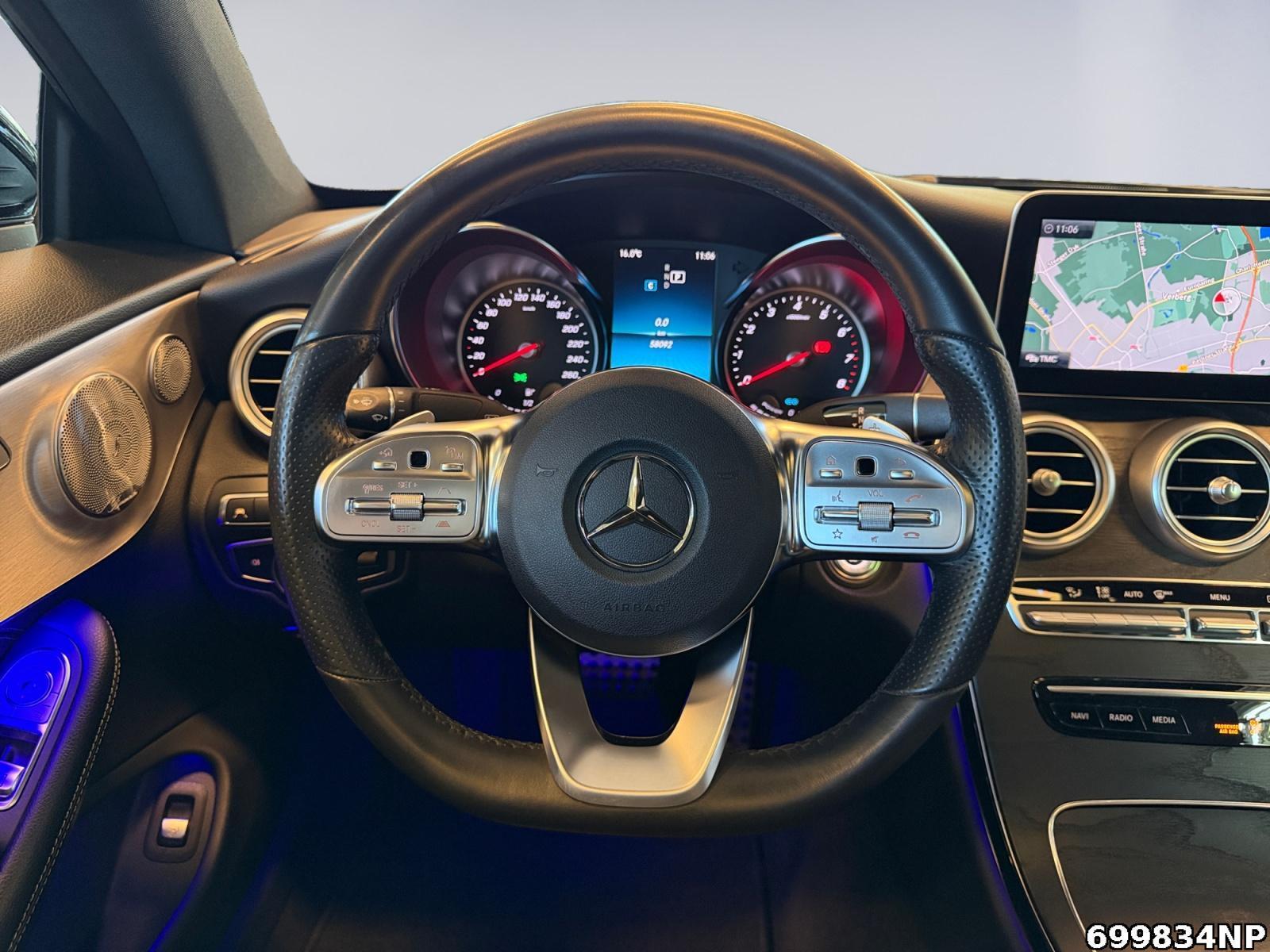 Fahrzeugabbildung Mercedes-Benz C 200 Coupé AMG Line Distronic Burmester Carplay