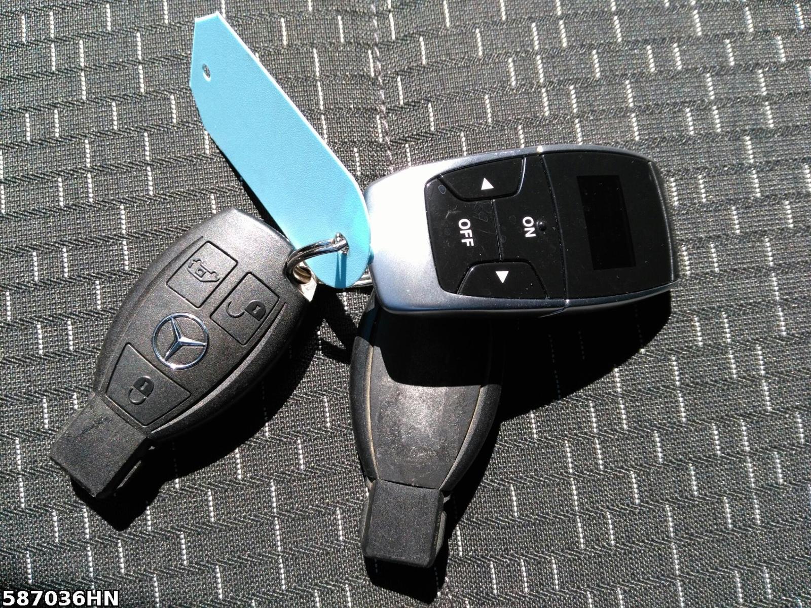Fahrzeugabbildung Mercedes-Benz Vito 116 CDI 4x4 Sortimo 9-G*Standh*Tempo*Navi
