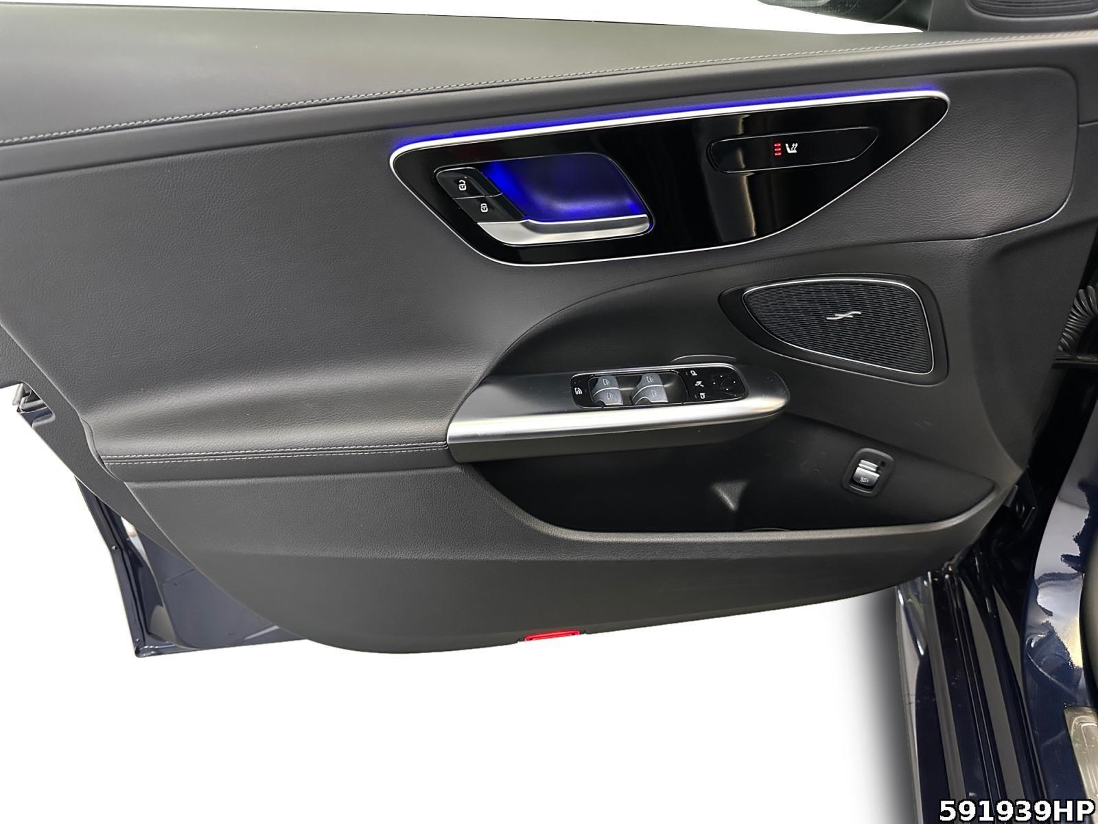 Fahrzeugabbildung Mercedes-Benz C 300 d T AMG Distronic Digital-Light Carplay