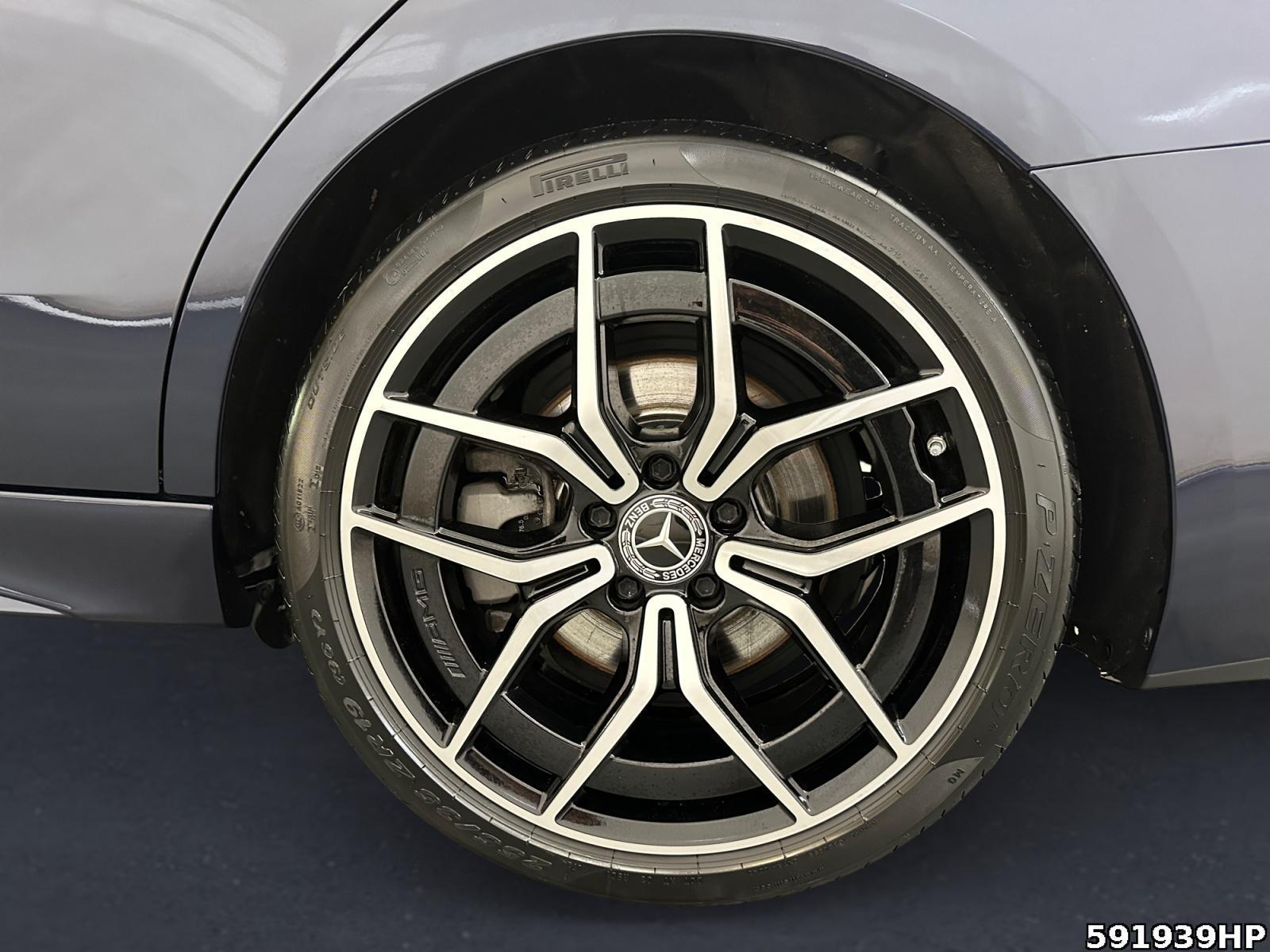 Fahrzeugabbildung Mercedes-Benz C 300 d T AMG Distronic Digital-Light Carplay
