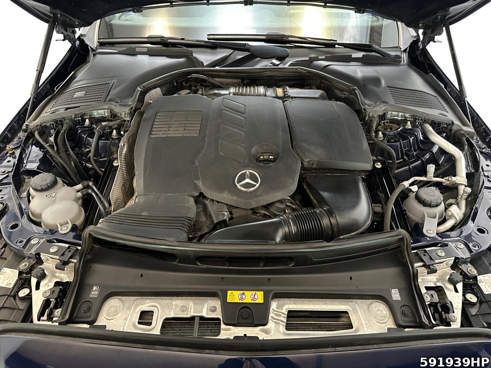 Fahrzeugabbildung Mercedes-Benz C 300 d T AMG Distronic Digital-Light Carplay