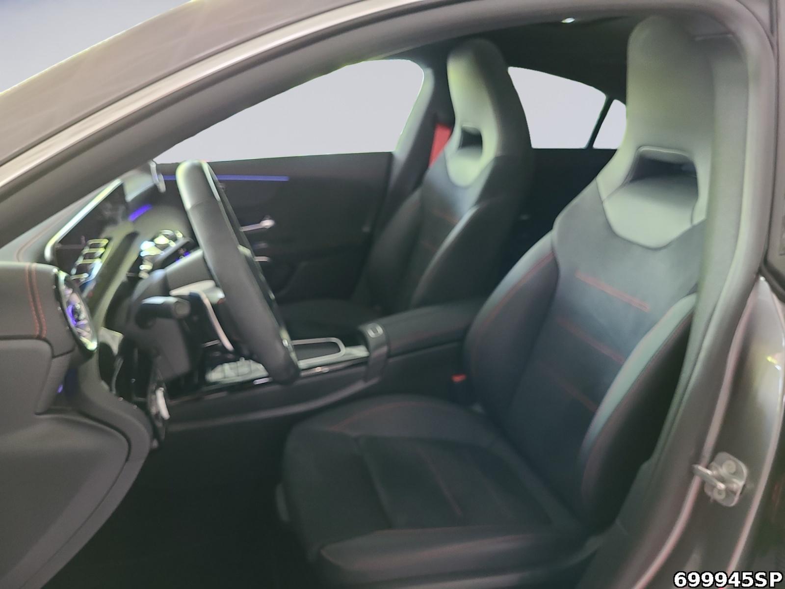 Fahrzeugabbildung Mercedes-Benz CLA 45 AMG S 4M+ Premium Plus Pano Burmester 360