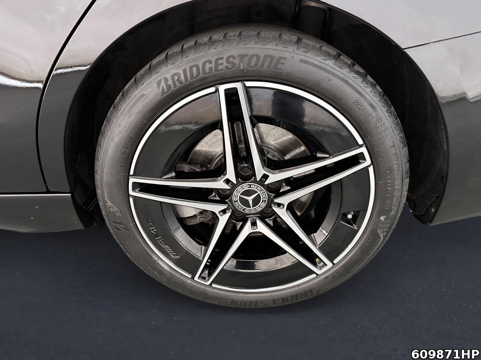 Fahrzeugabbildung Mercedes-Benz C 220 d AMG Standhzg Night Distronic Memory LED