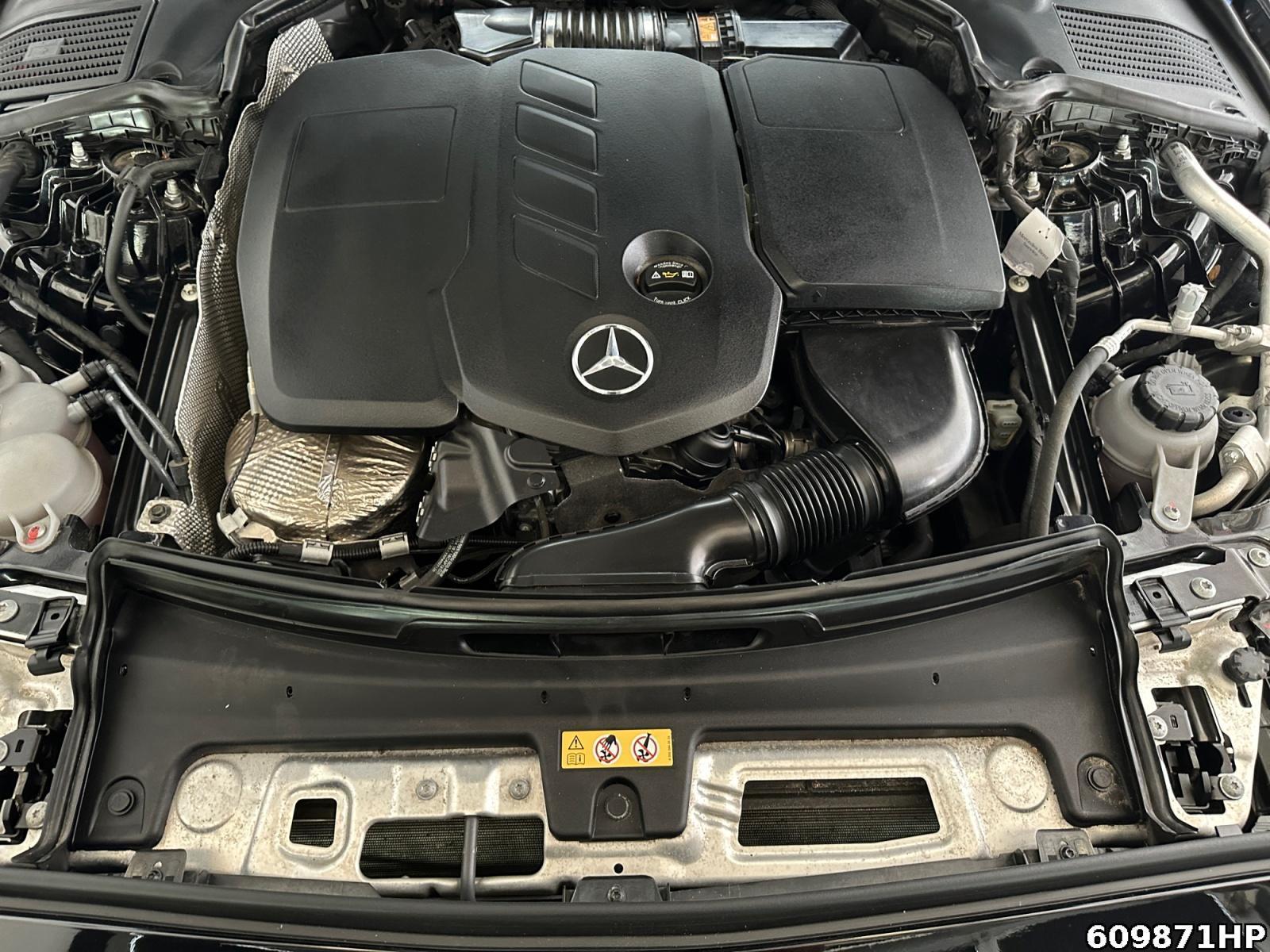 Fahrzeugabbildung Mercedes-Benz C 220 d AMG Standhzg Night Distronic Memory LED