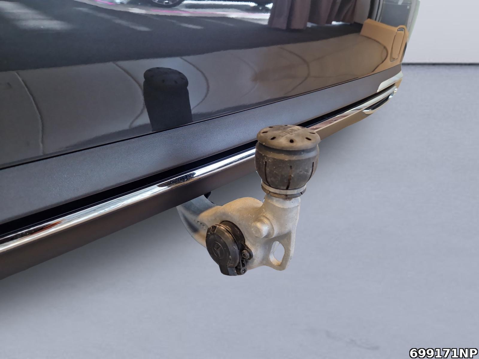 Fahrzeugabbildung Mercedes-Benz E 220 d Avantgarde AHK Standhzg 360° DIGITAL LI