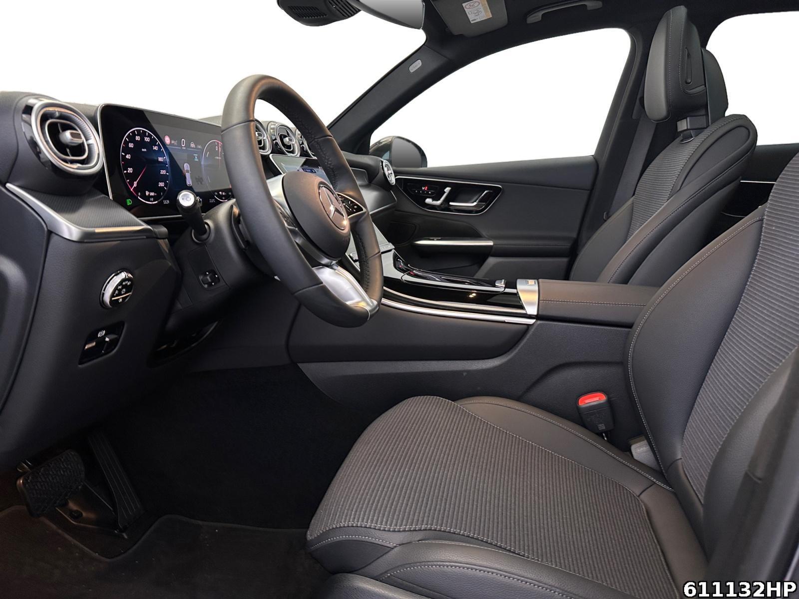 Fahrzeugabbildung Mercedes-Benz GLC 300 e 4M Avantgarde Pano AHK Digital-Light