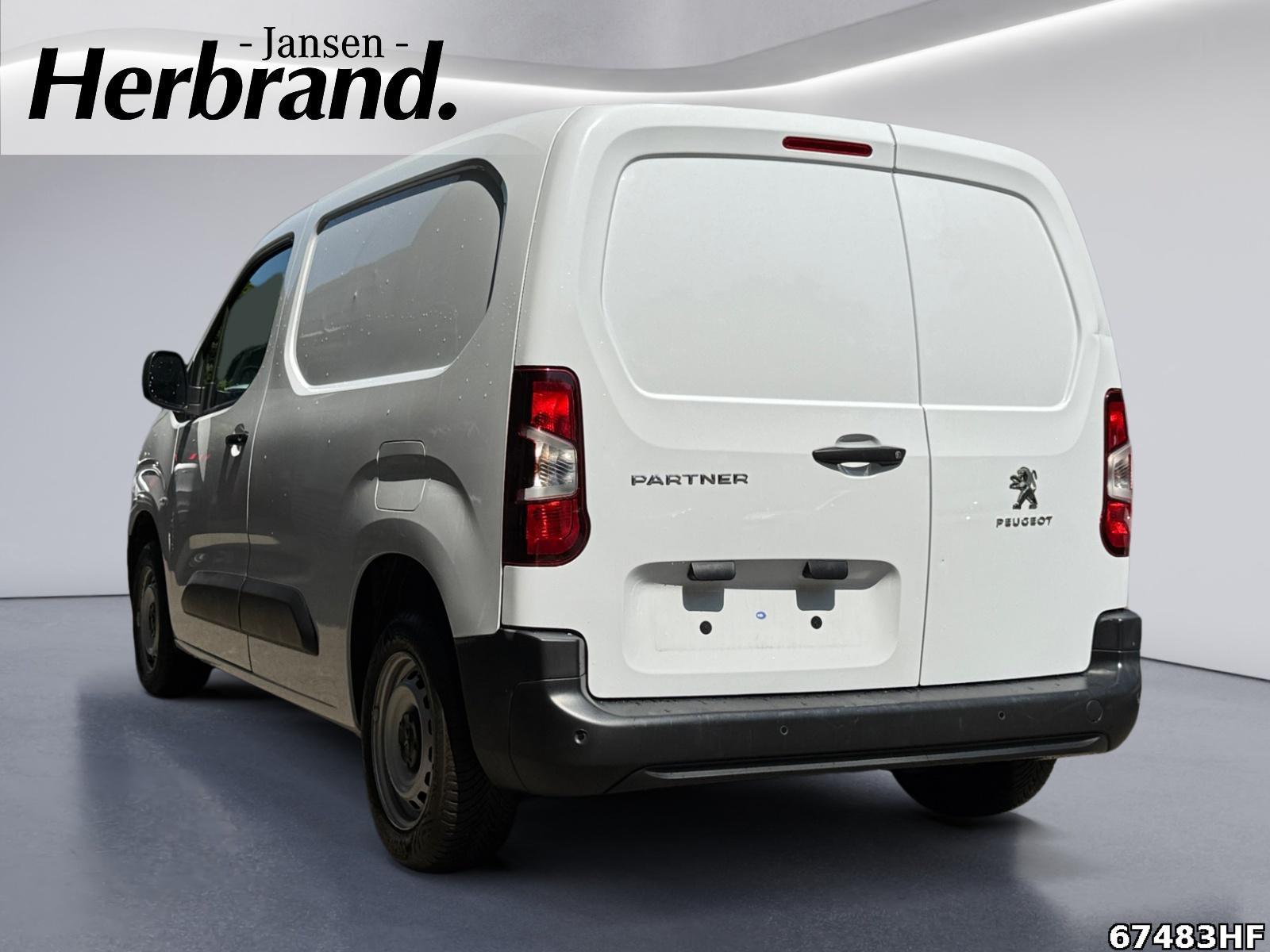 Fahrzeugabbildung Peugeot Partner 1.2 PureTech 110, Pro L1