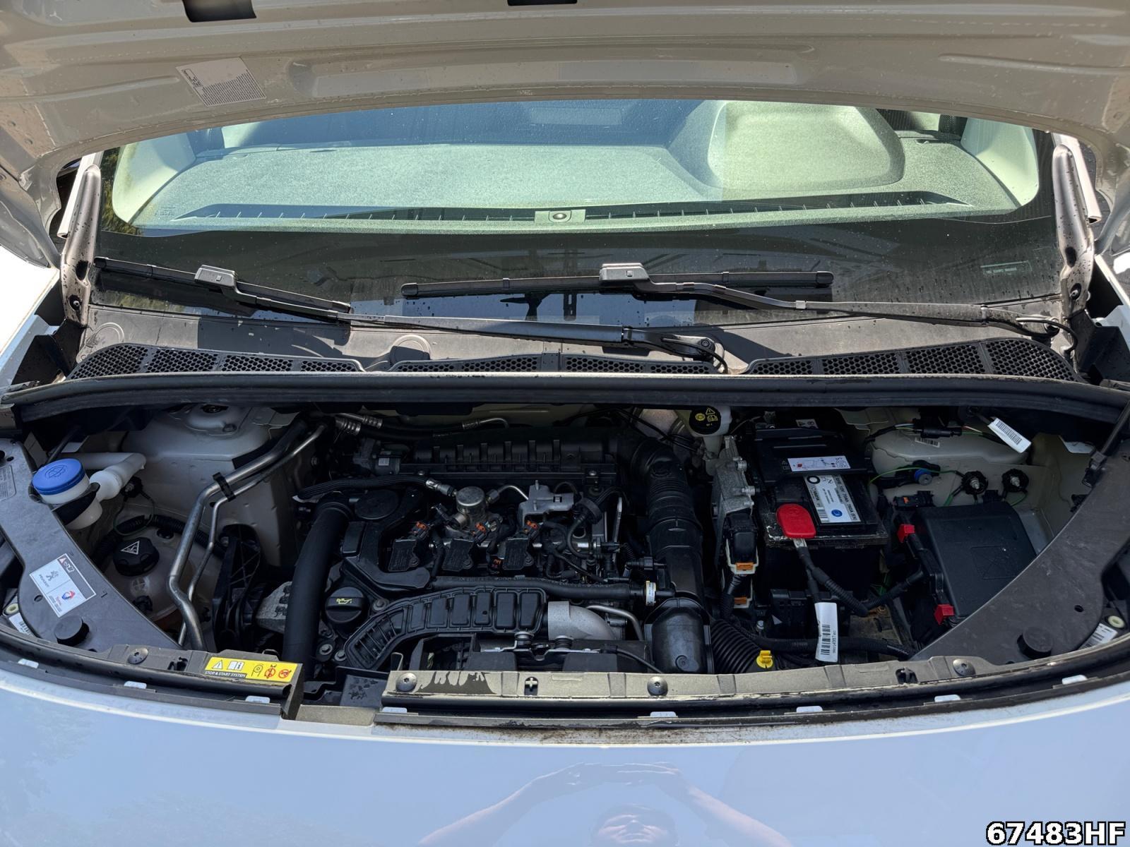 Fahrzeugabbildung Peugeot Partner 1.2 PureTech 110, Pro L1