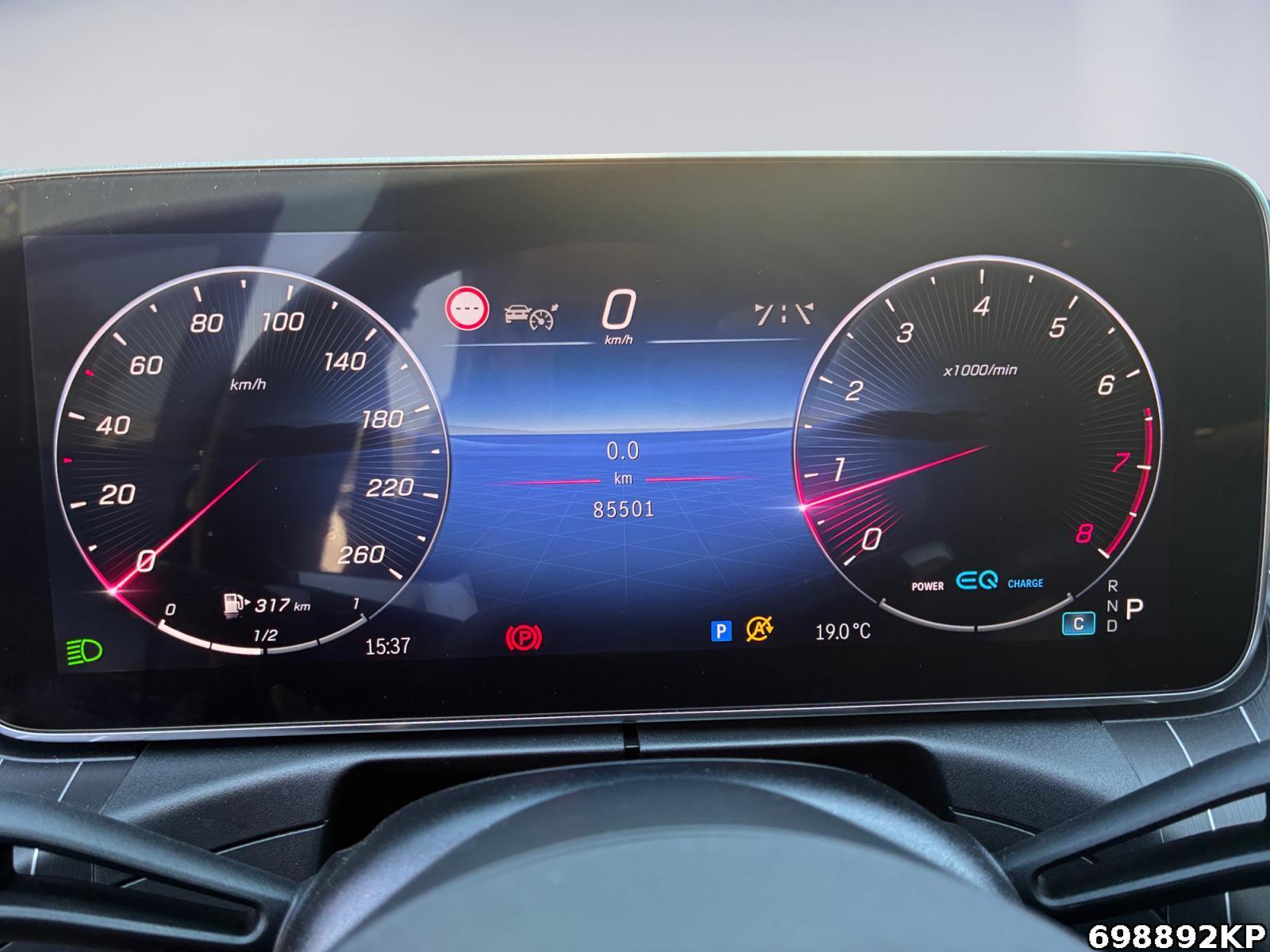 Fahrzeugabbildung Mercedes-Benz C 300 AMG Night AHK Digital-Light Fahrassistenz+
