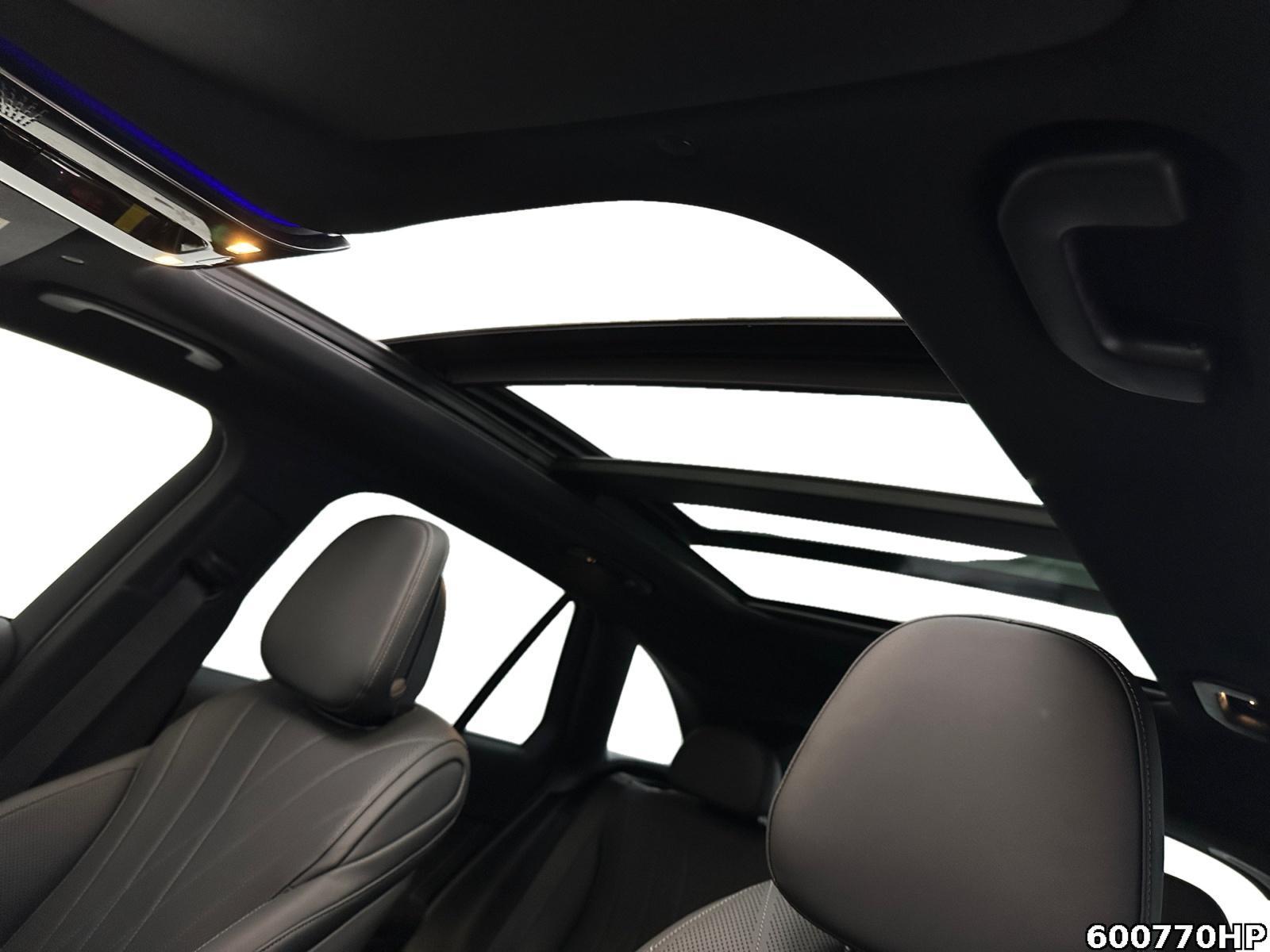 Fahrzeugabbildung Mercedes-Benz GLC 220 AMG Night PanoSD AHK HUD KeylessGO 360°
