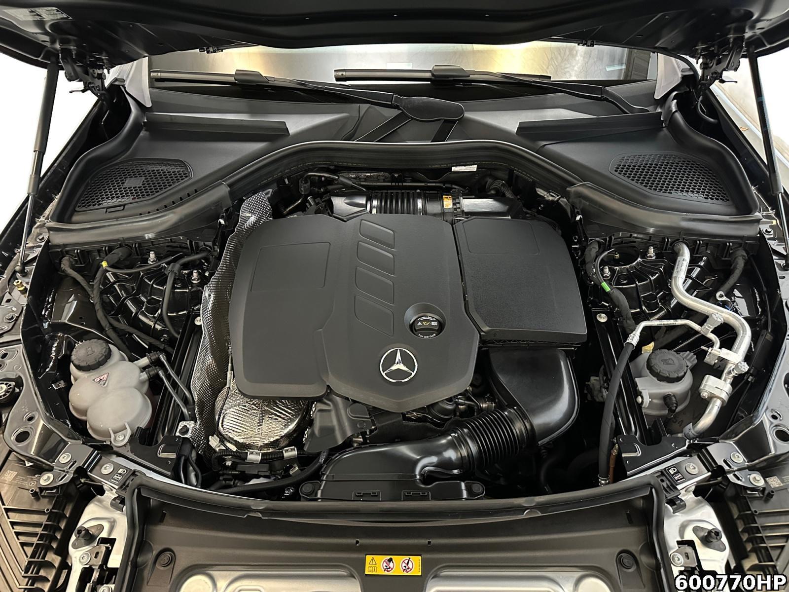 Fahrzeugabbildung Mercedes-Benz GLC 220 AMG Night PanoSD AHK HUD KeylessGO 360°