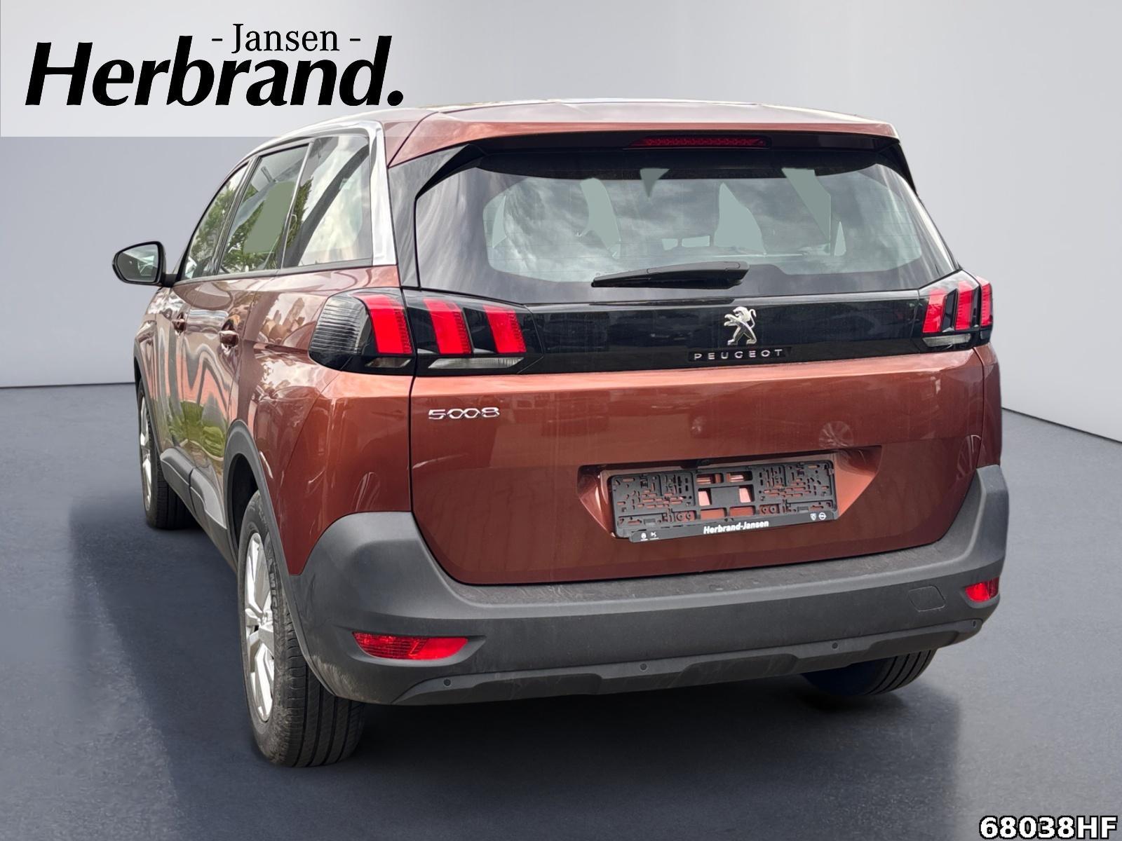 Fahrzeugabbildung Peugeot 5008 Active Pack +7SITZER+CARPLAY+KEYLESS+LED+