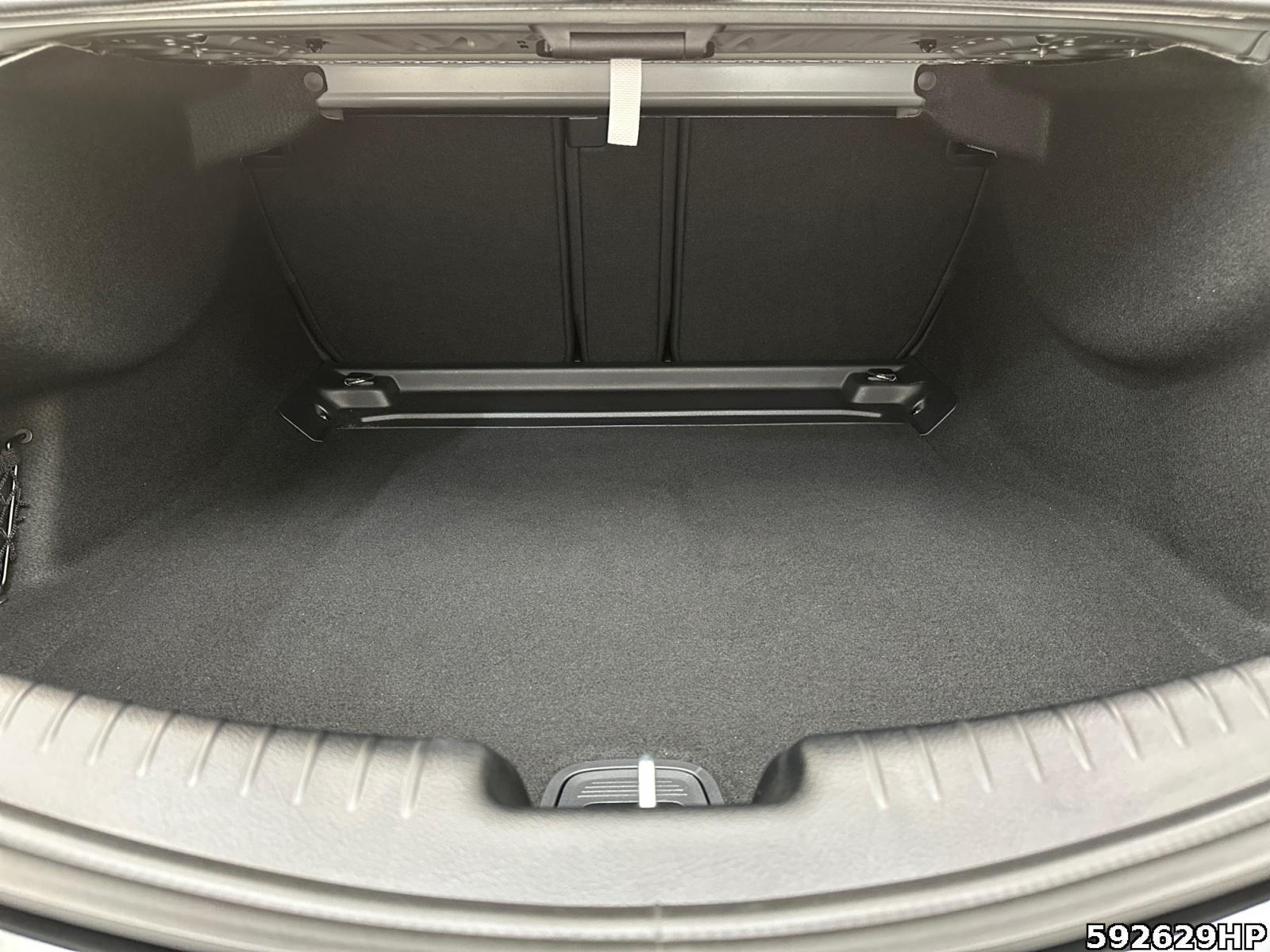 Fahrzeugabbildung Mercedes-Benz CLE 53 AMG 4M Night Pano Burmester 360° Memory*