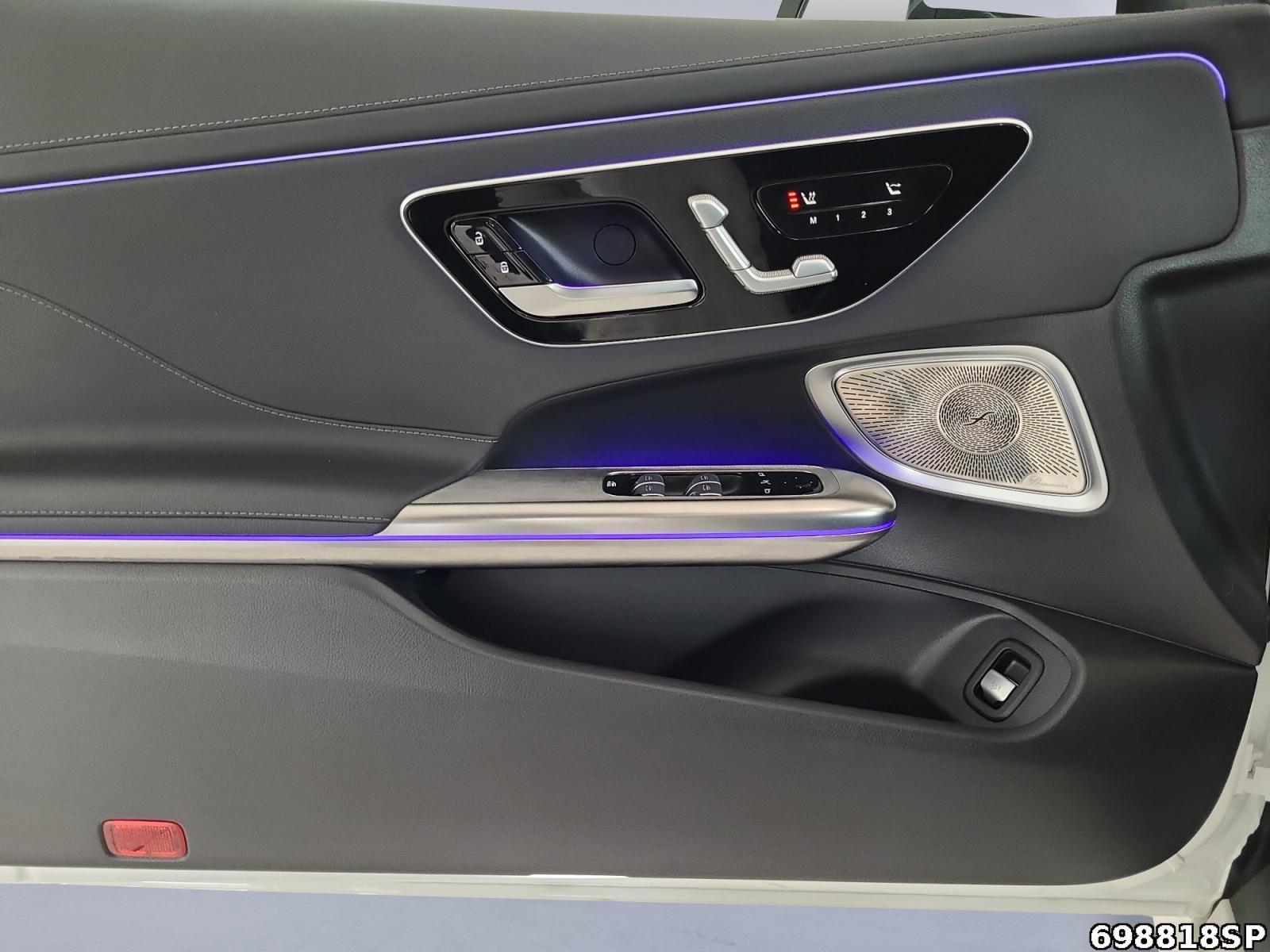 Fahrzeugabbildung Mercedes-Benz CLE 220 d Cabrio AMG Burmester Memory Totwinkel