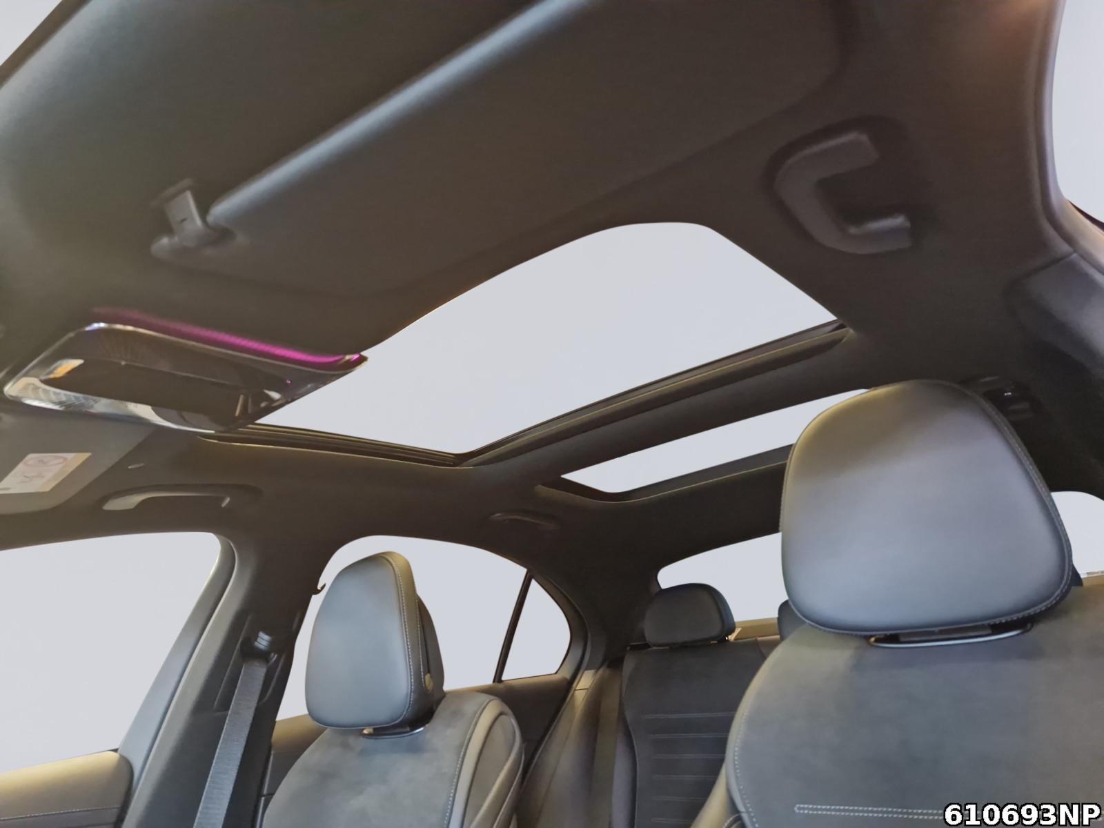 Fahrzeugabbildung Mercedes-Benz C 300 e AMG Night AHK Pano 360° Keyless Distron.