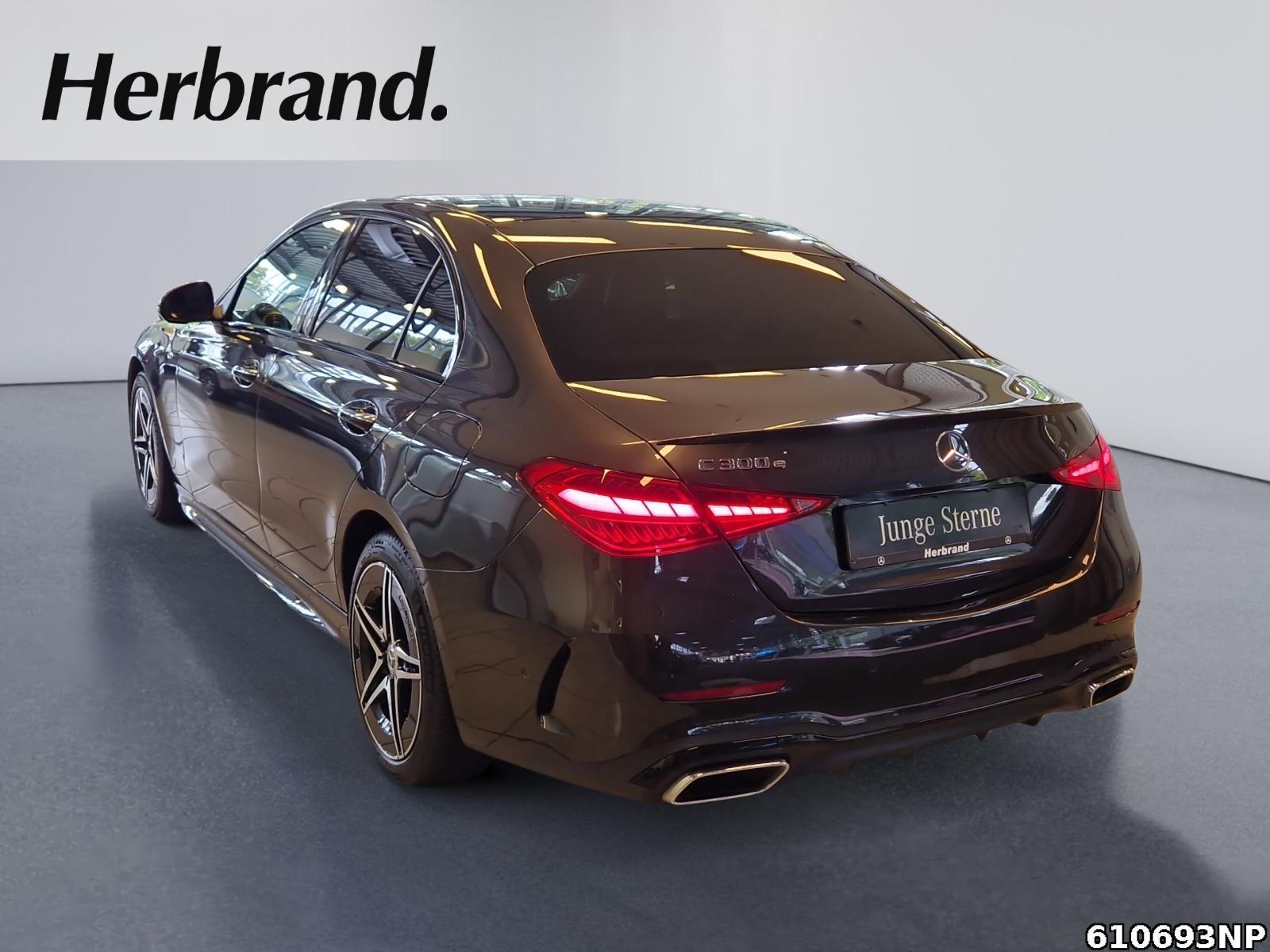 Fahrzeugabbildung Mercedes-Benz C 300 e AMG Night AHK Pano 360° Keyless Distron.
