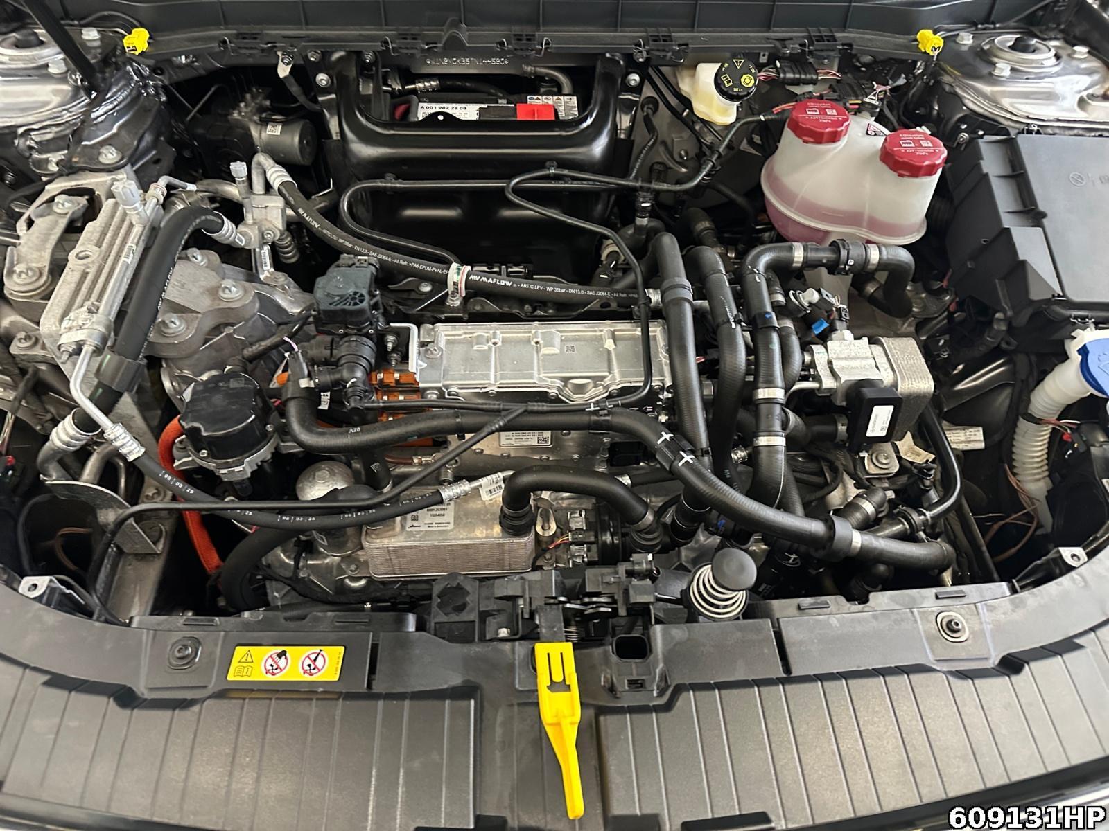 Fahrzeugabbildung Mercedes-Benz EQB 4M Progressive AHK Ambiente Kamera LED.