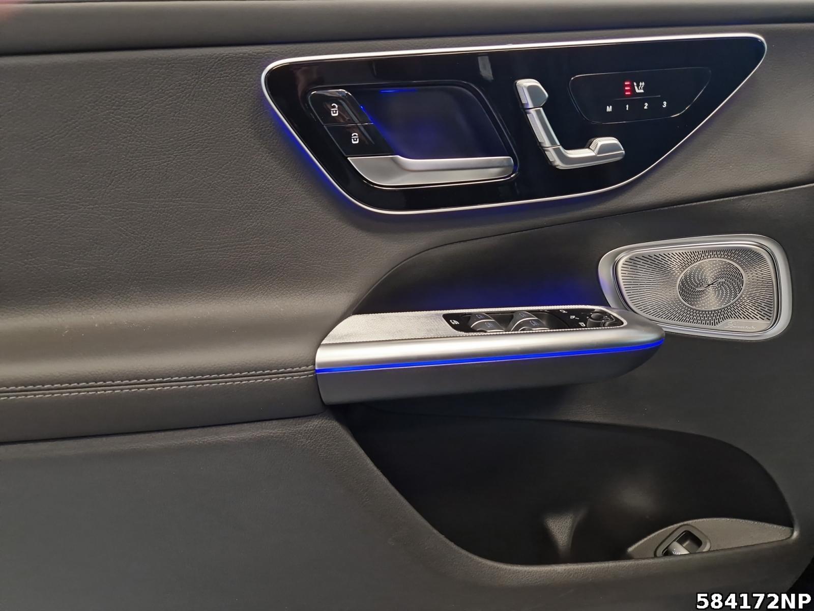 Fahrzeugabbildung Mercedes-Benz GLC 220 d 4MATIC Coupé AMG+DIGITAL+BURMESTER 3D+
