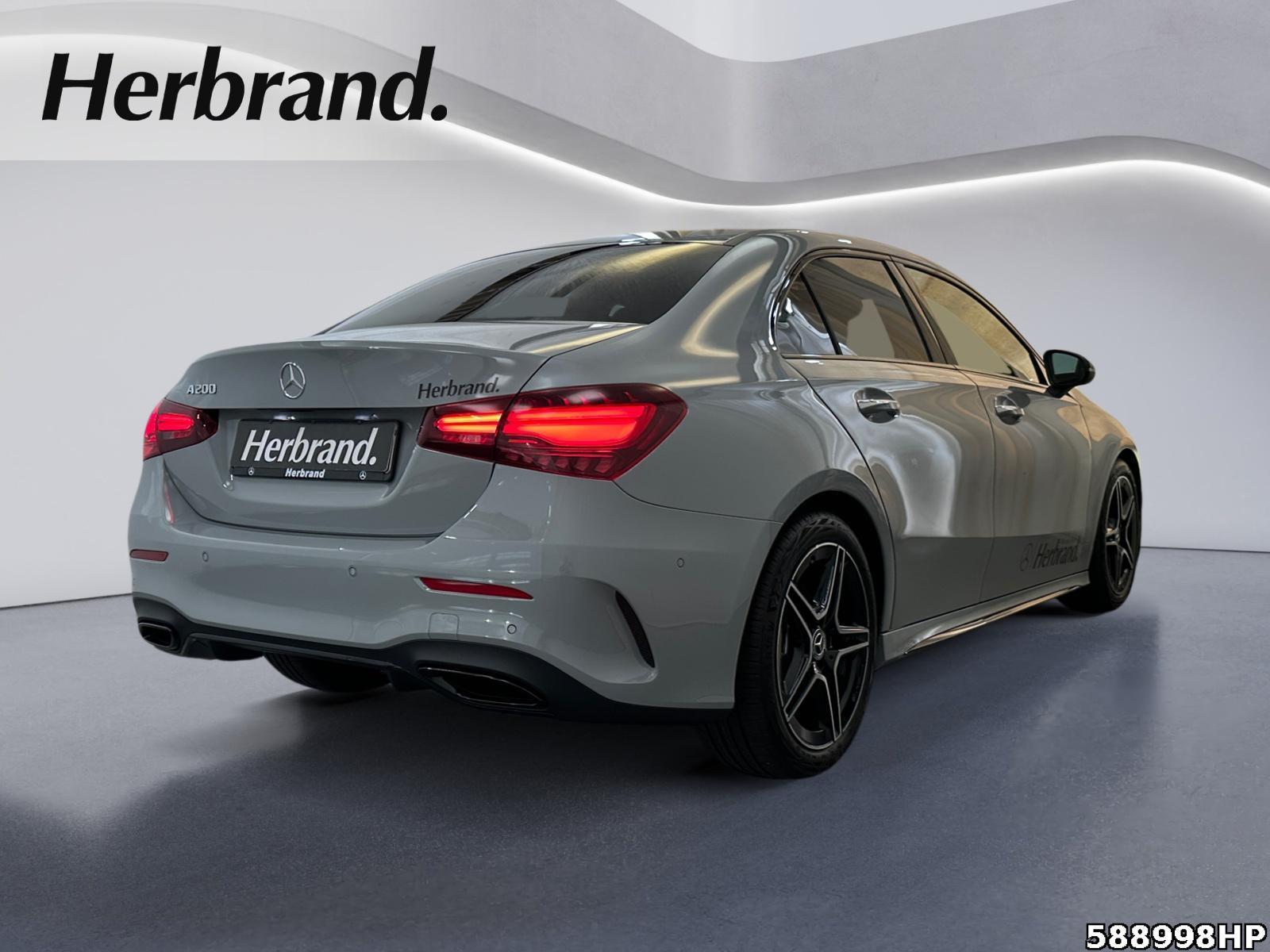 Fahrzeugabbildung Mercedes-Benz A 200 Limousine +AMG+AHK+NIGHT+STANDHZG+ADVANCED